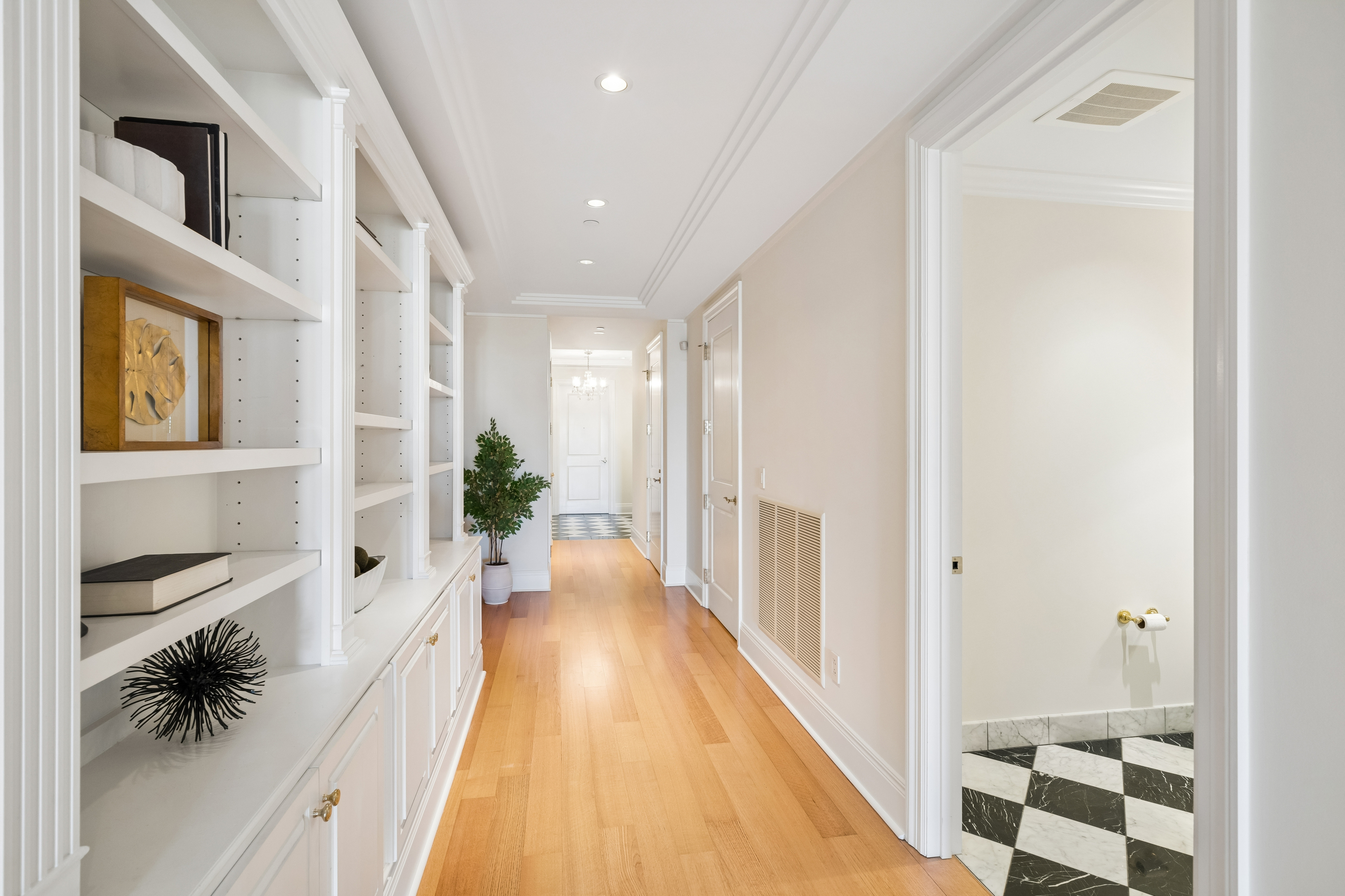 2 Laurens Street Unit 2C