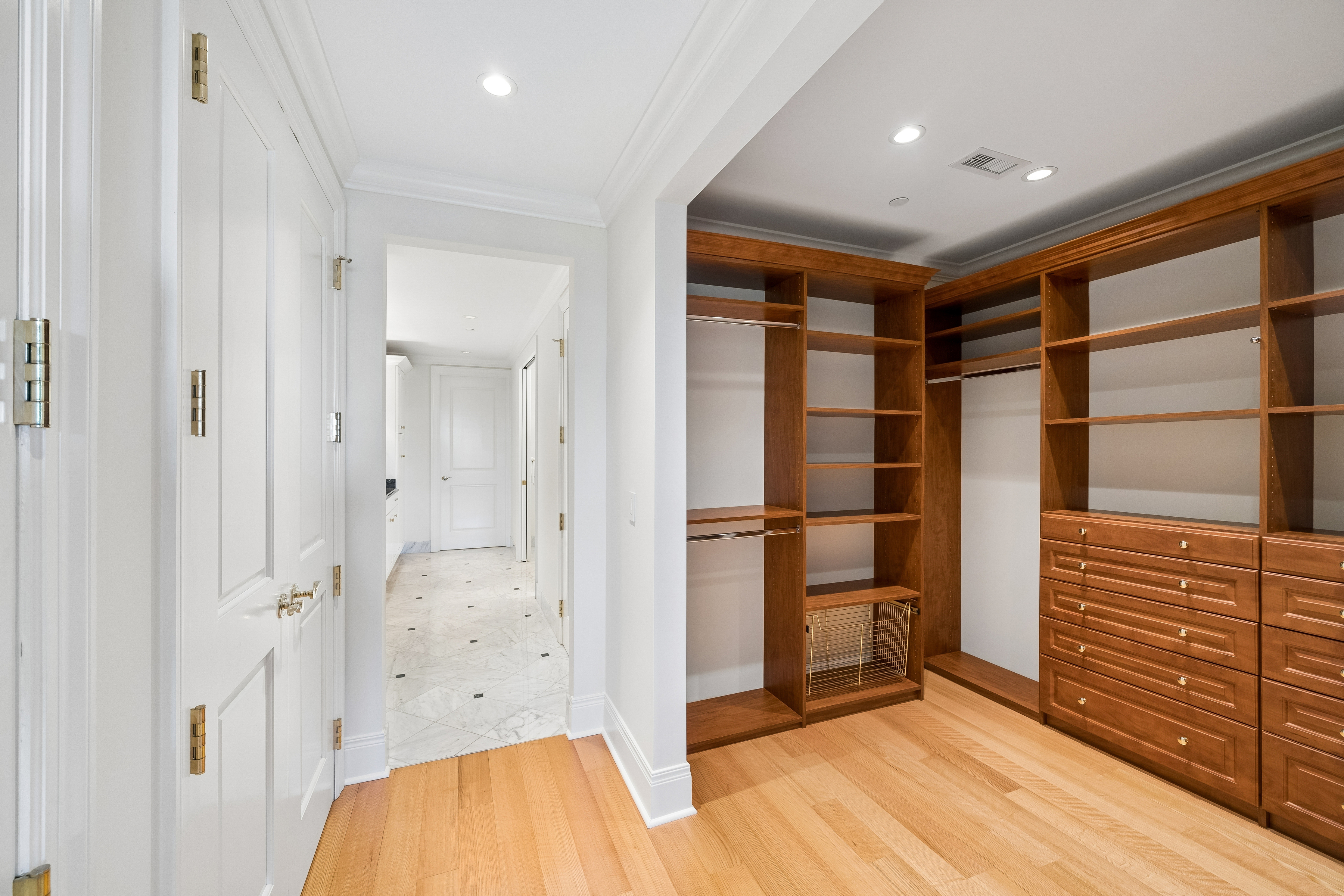 2 Laurens Street Unit 2C