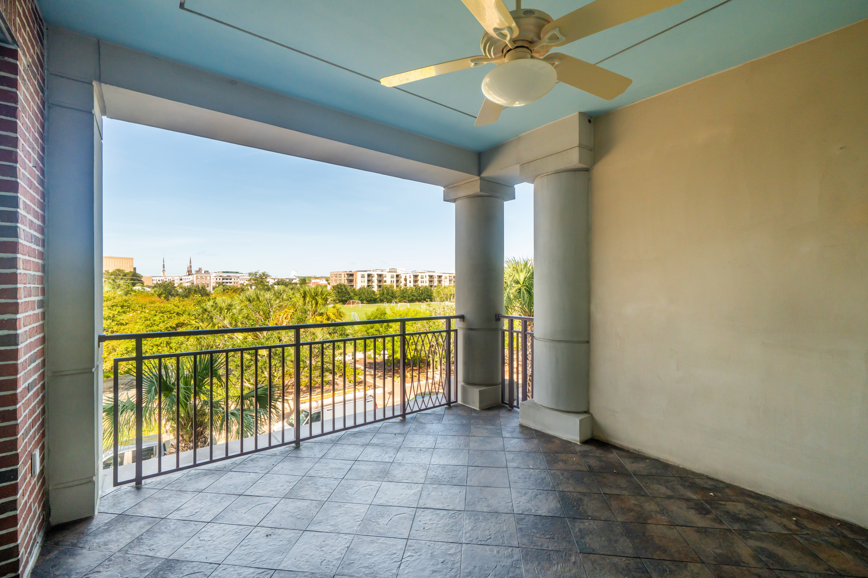 2 Laurens Street Unit 2C