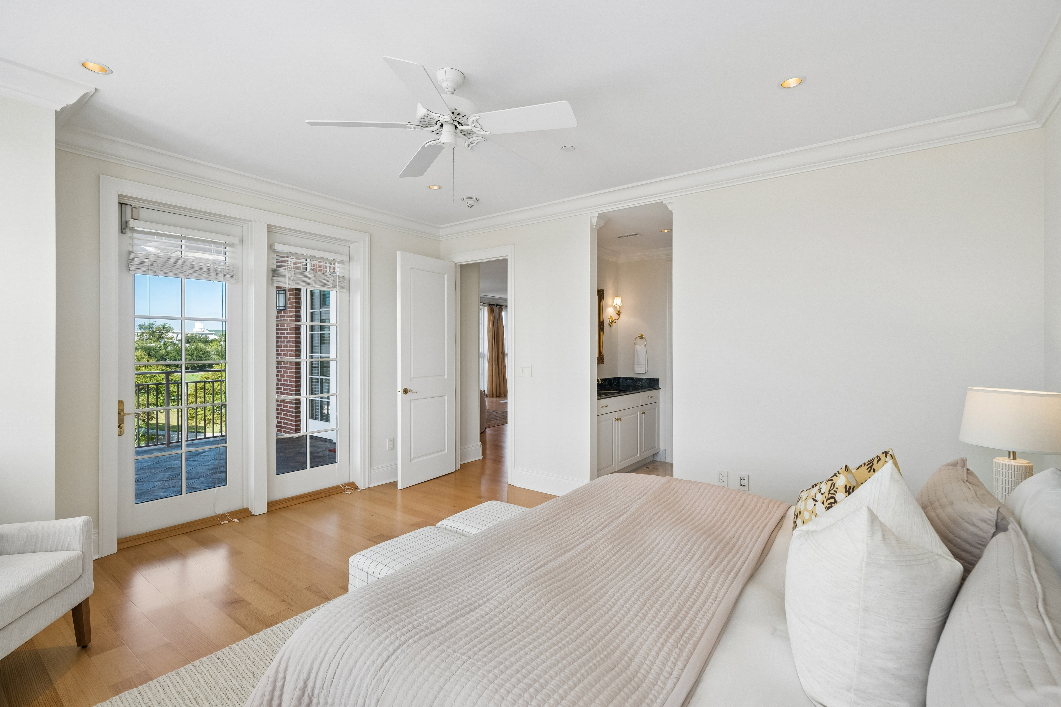 2 Laurens Street Unit 2C