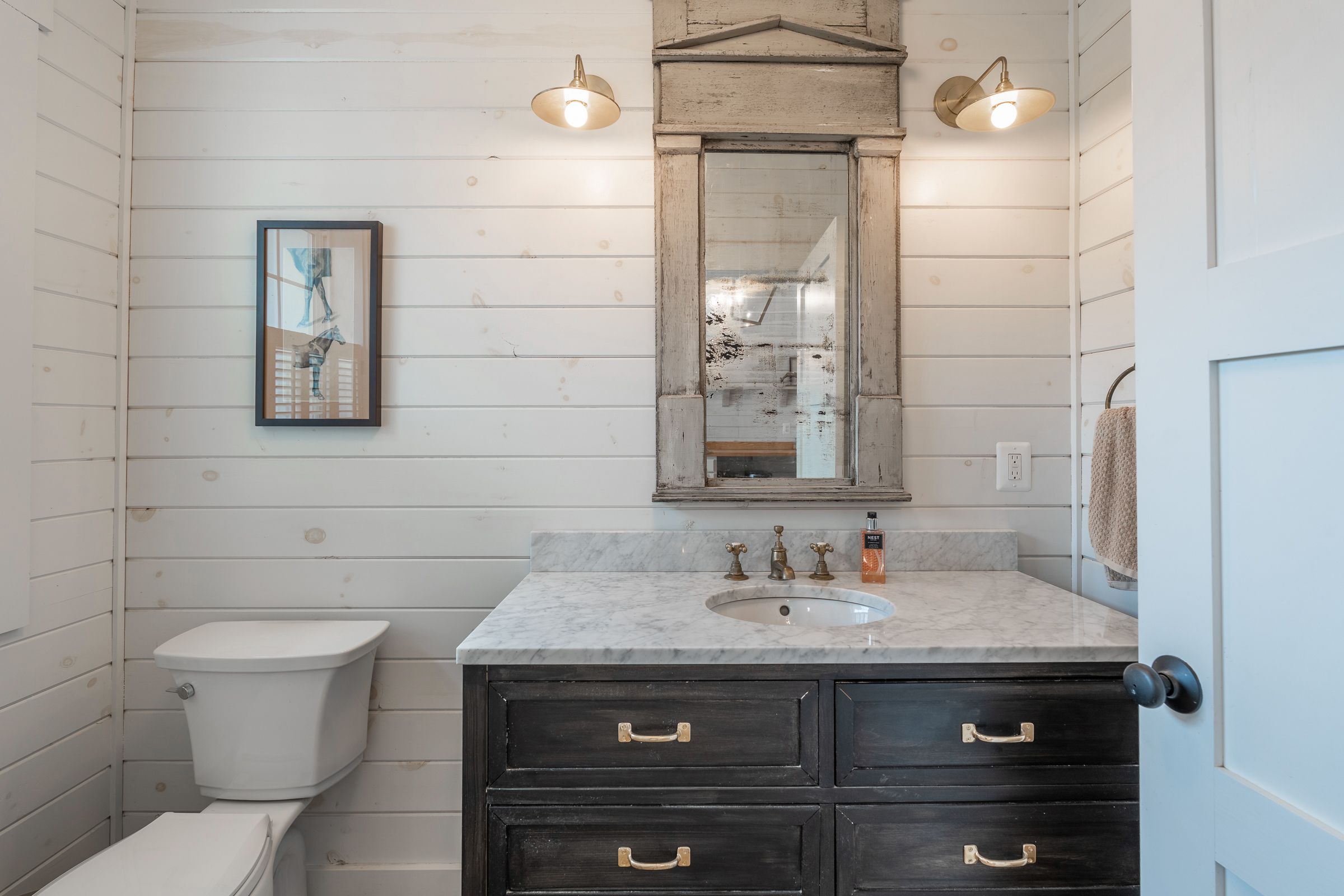 12428 Walnut Hill Drive 