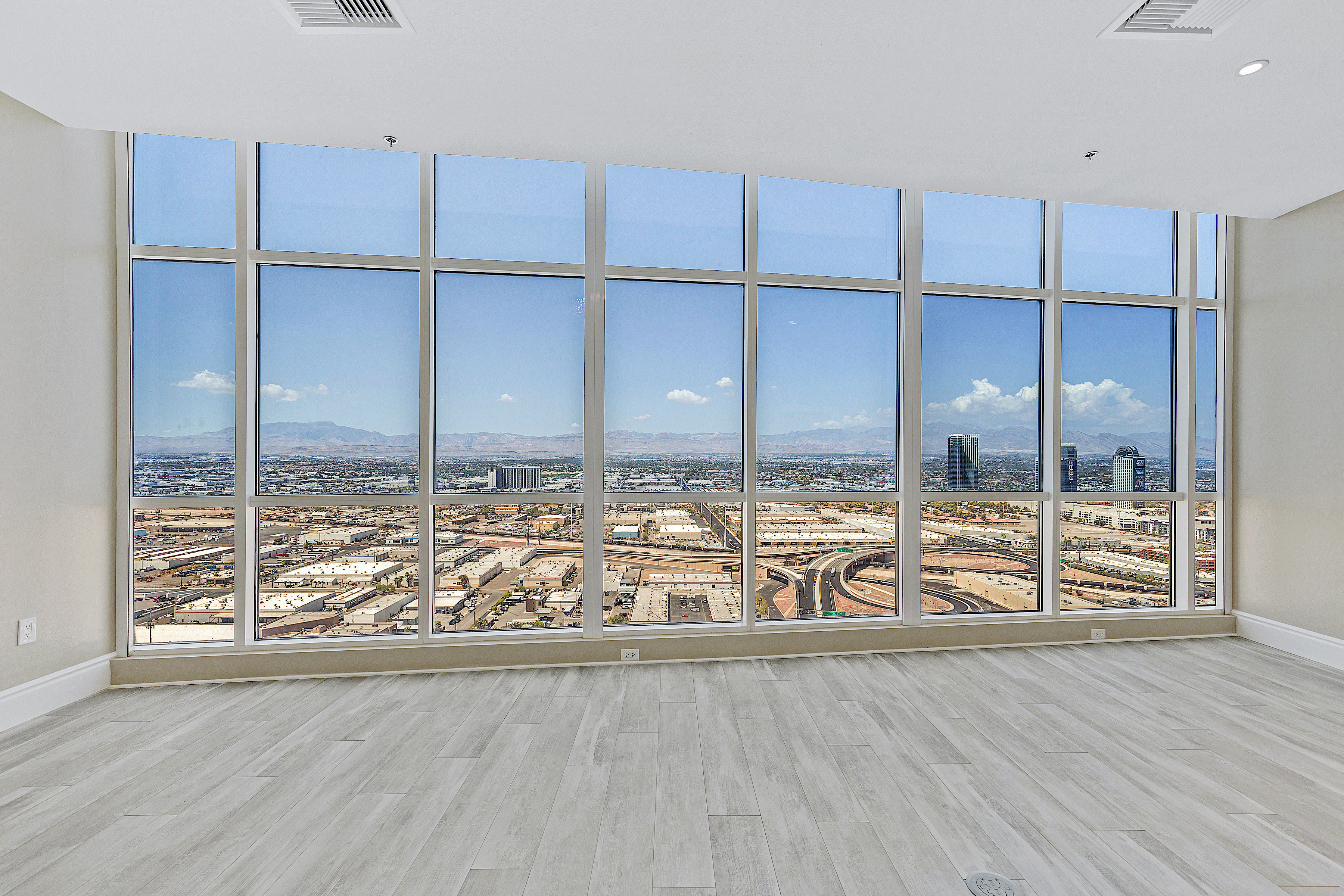 4525 Dean Martin Drive, Unit 3304 