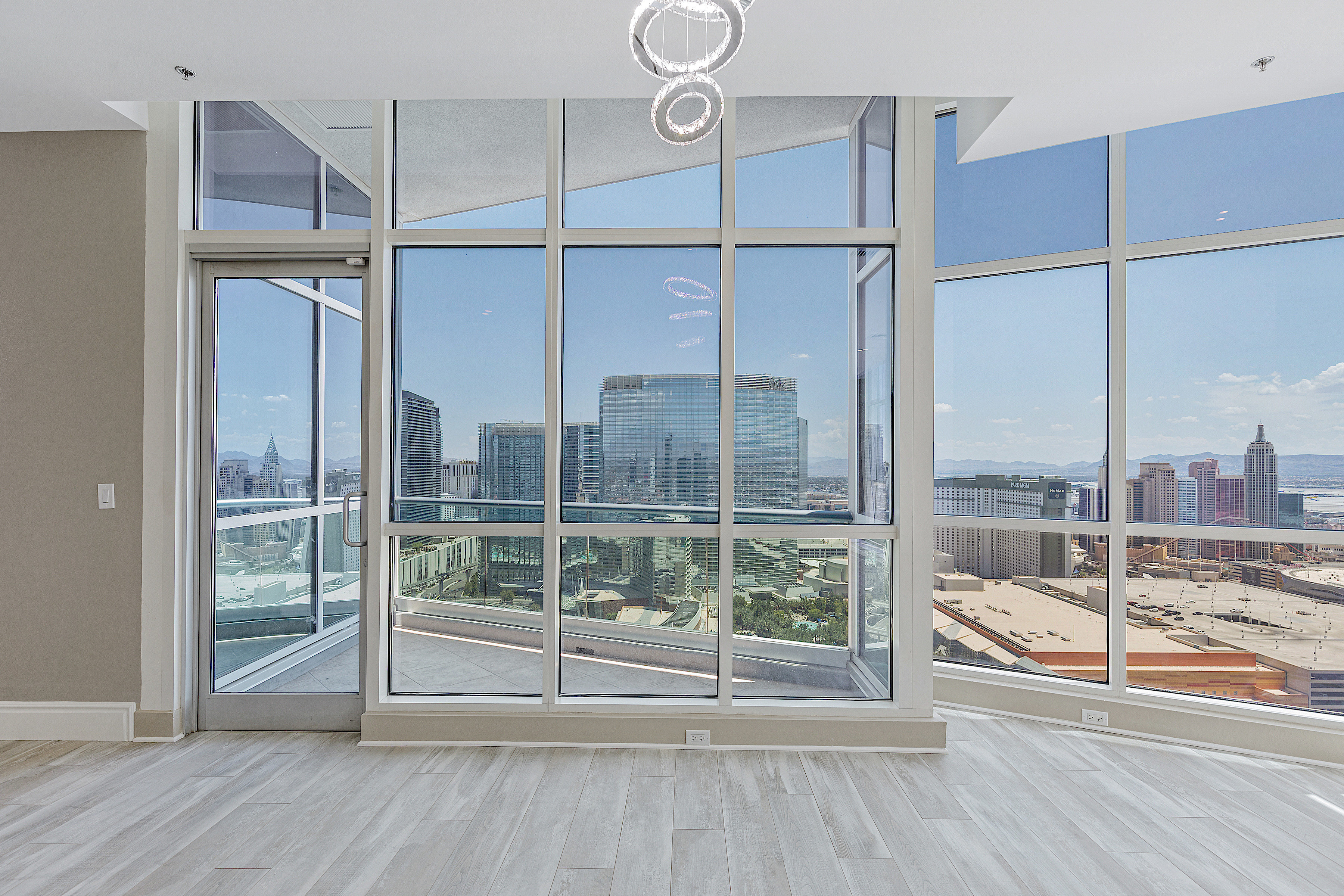 4525 Dean Martin Drive, Unit 3304 