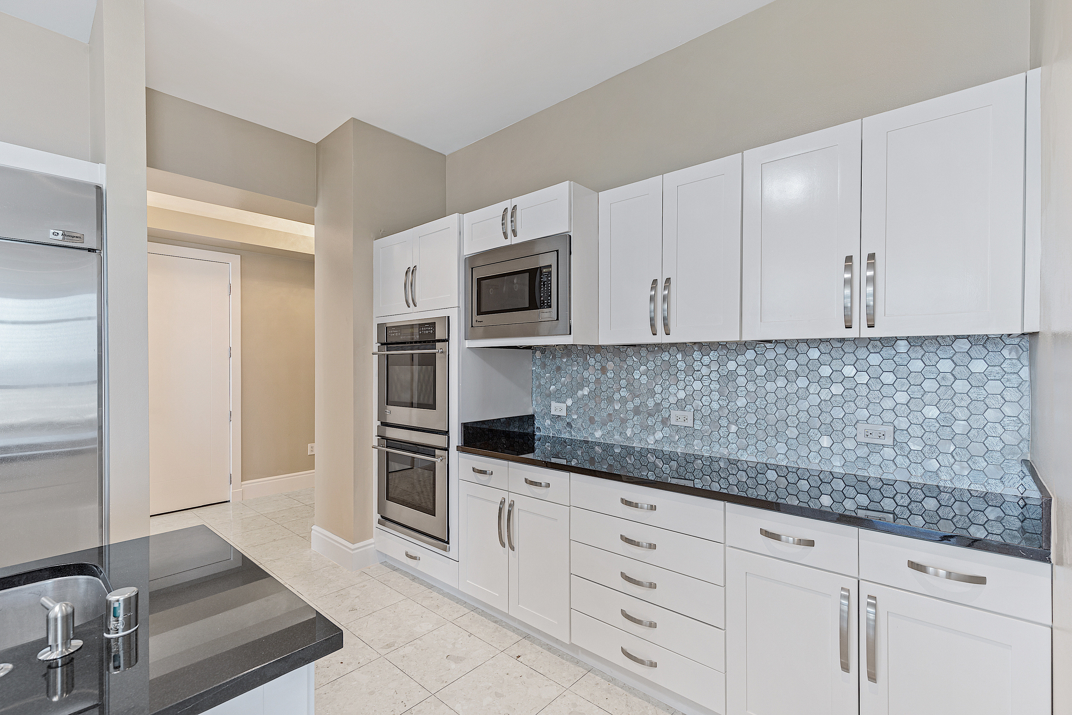 4525 Dean Martin Drive, Unit 3304 