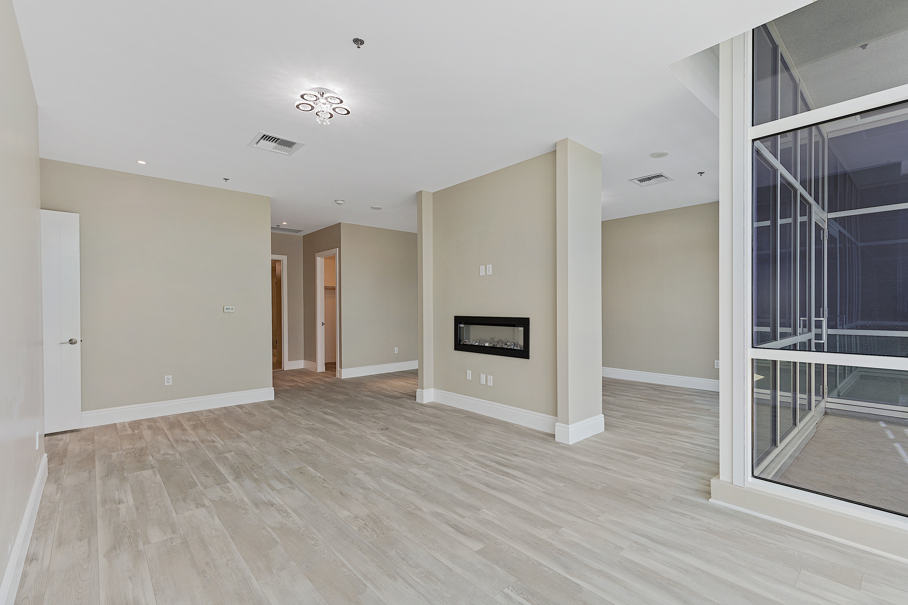4525 Dean Martin Drive, Unit 3304 