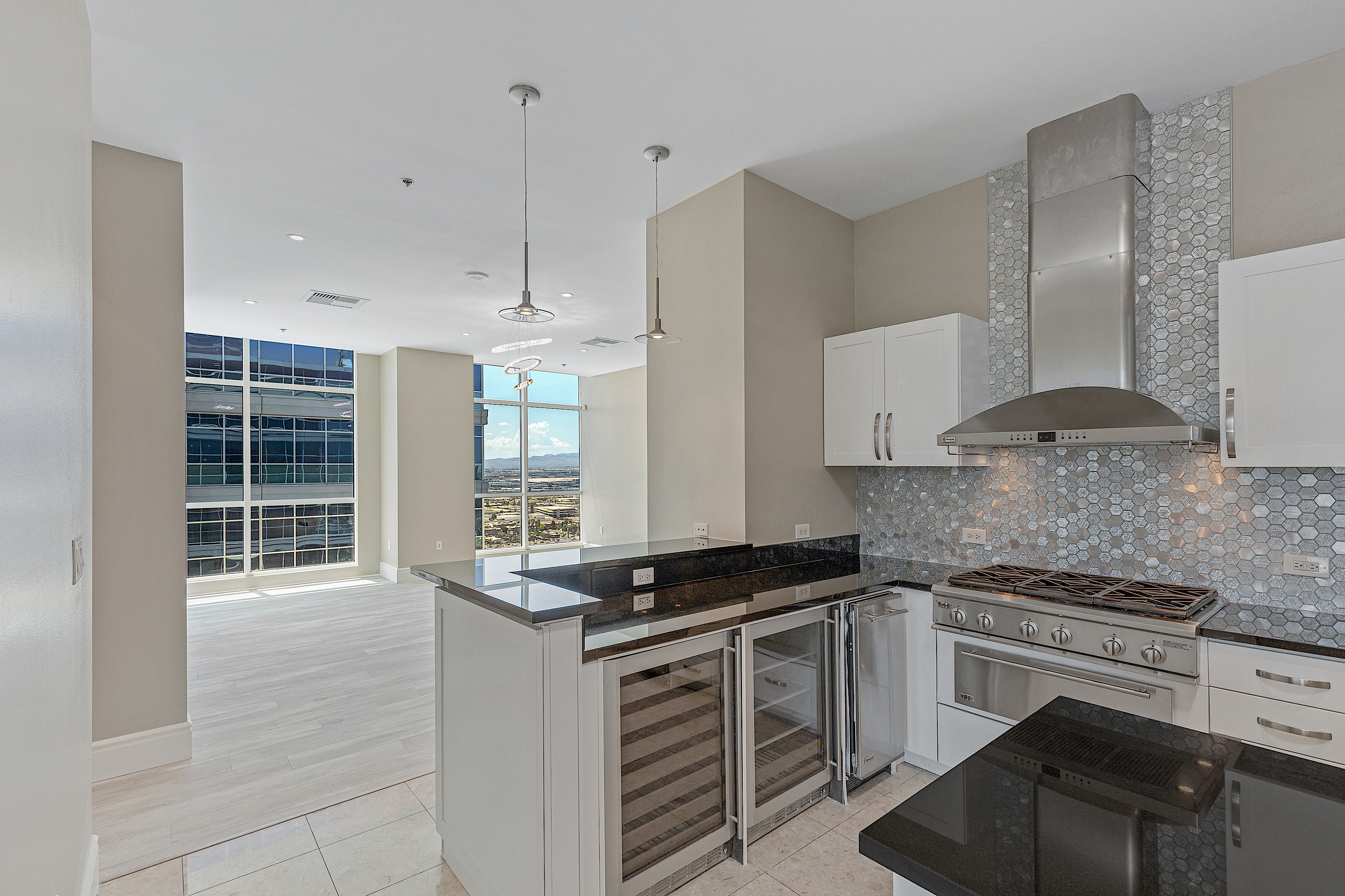 4525 Dean Martin Drive, Unit 3304 
