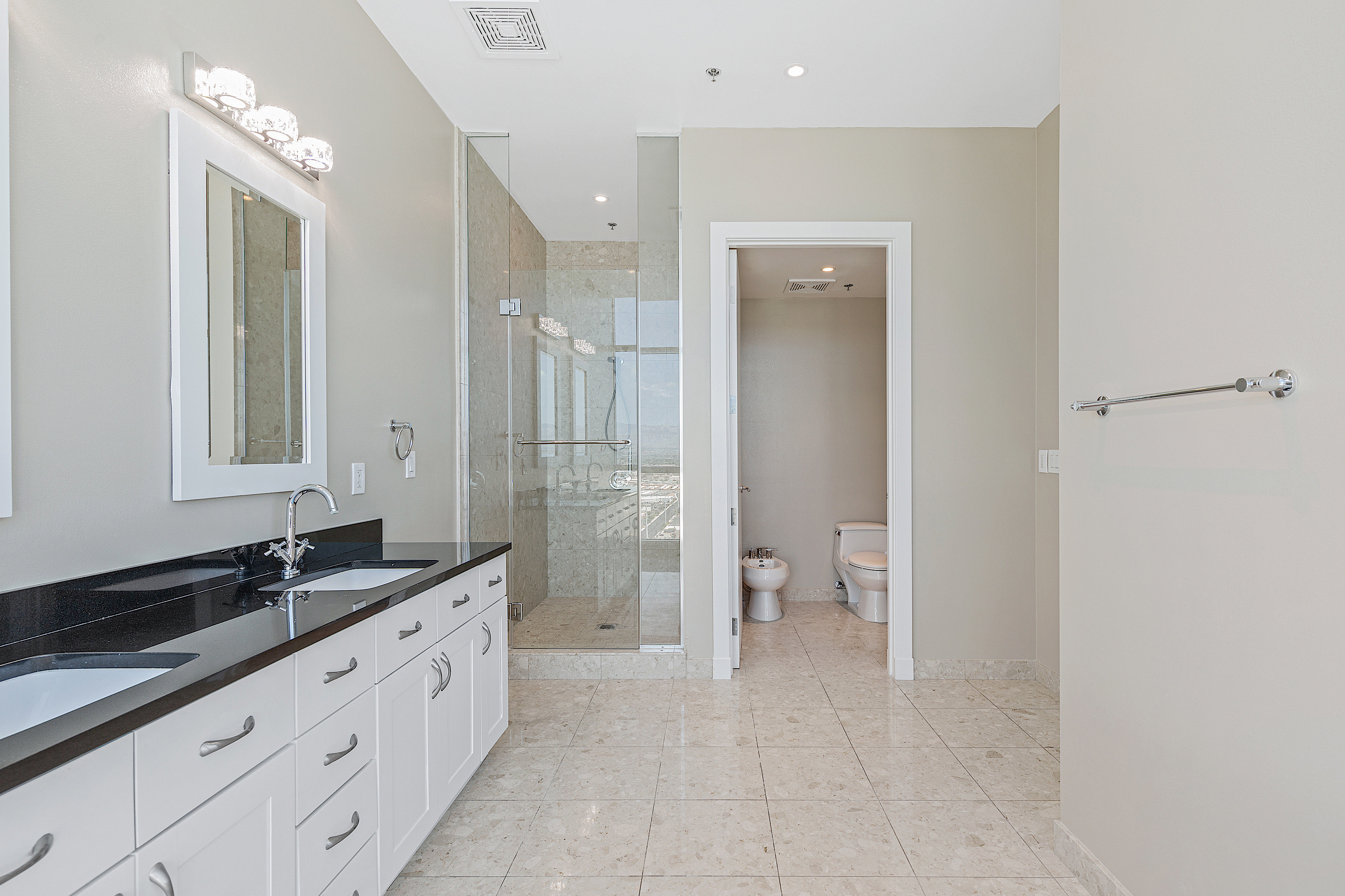 4525 Dean Martin Drive, Unit 3304 