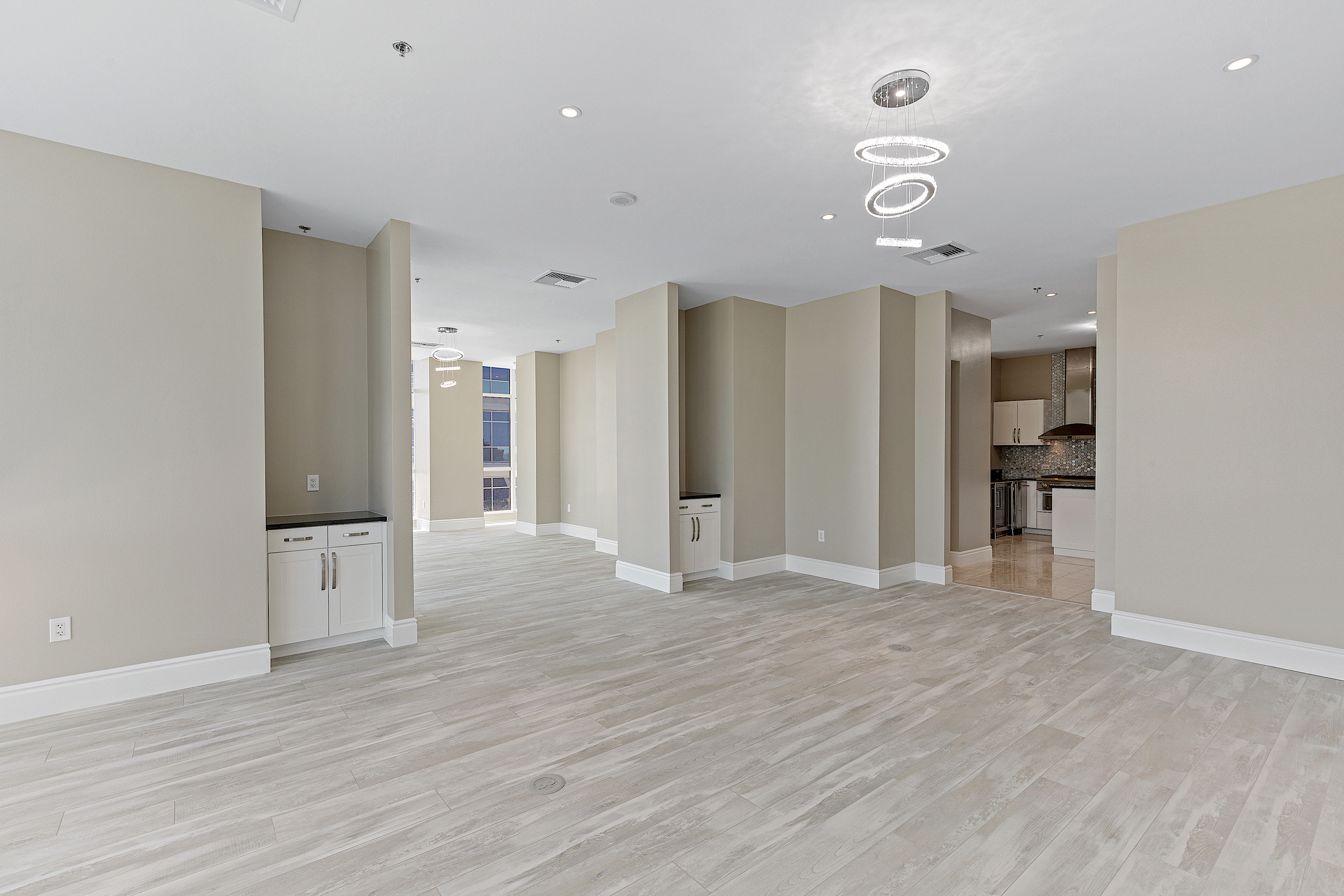 4525 Dean Martin Drive, Unit 3304 