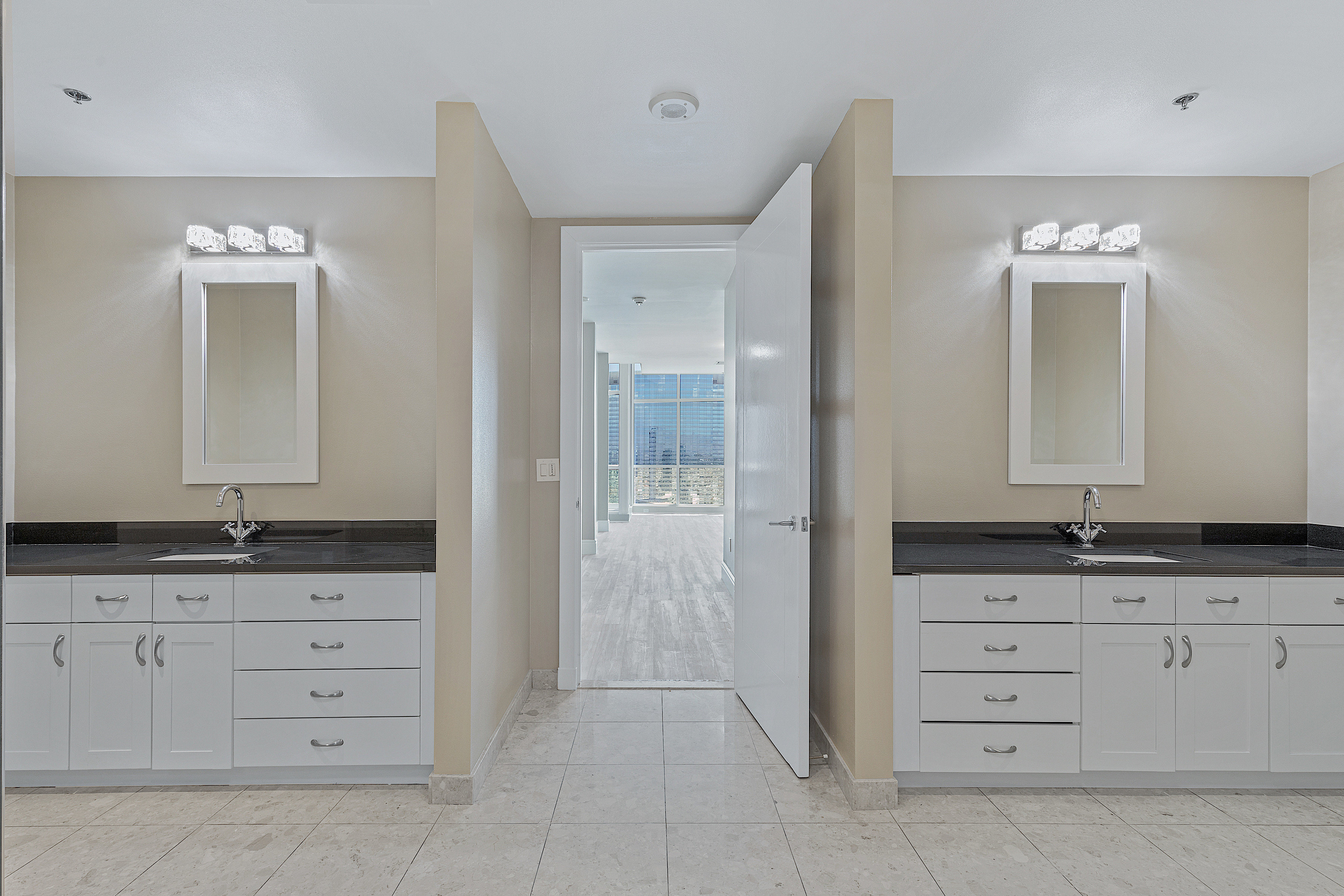 4525 Dean Martin Drive, Unit 3304 