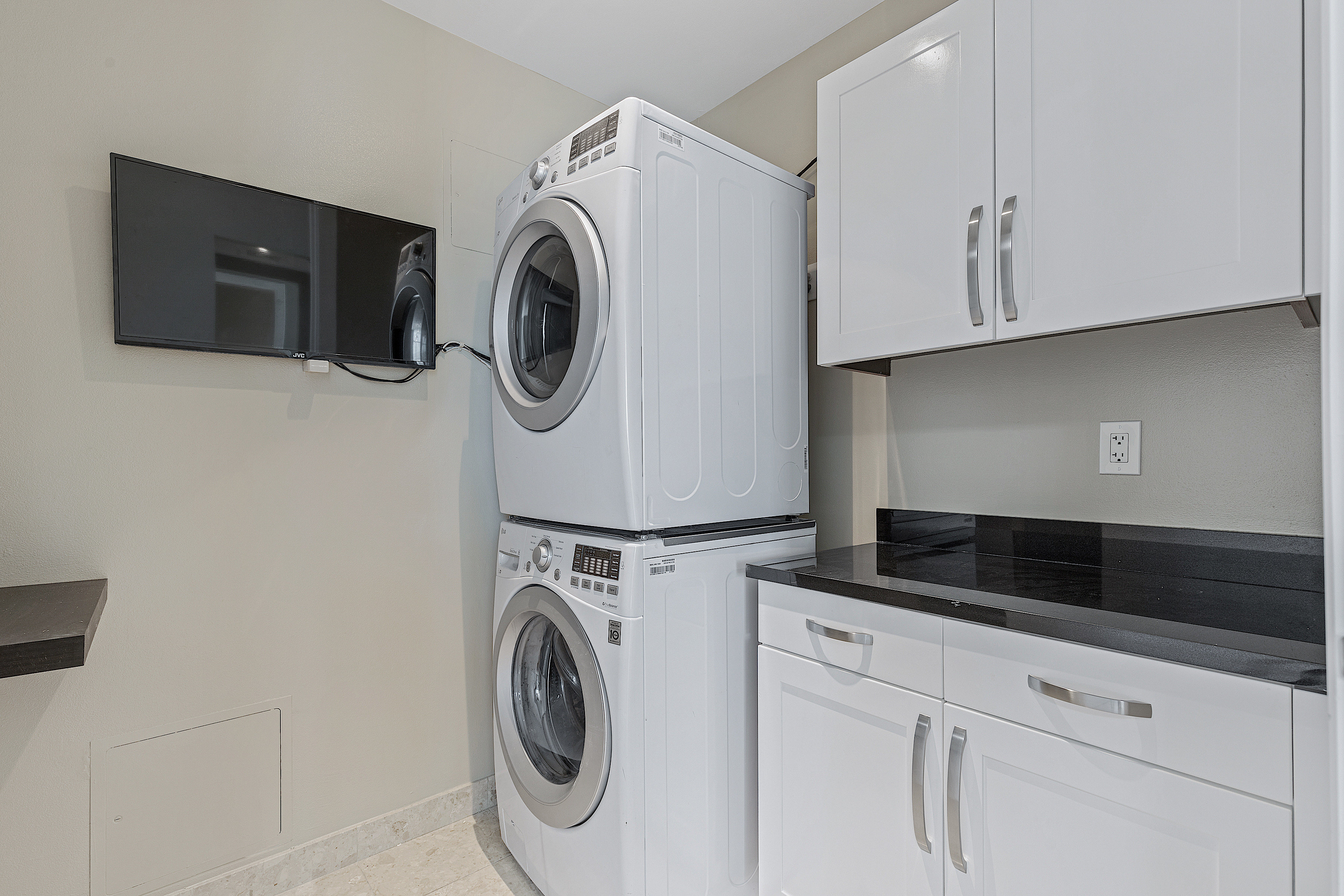 4525 Dean Martin Drive, Unit 3304 