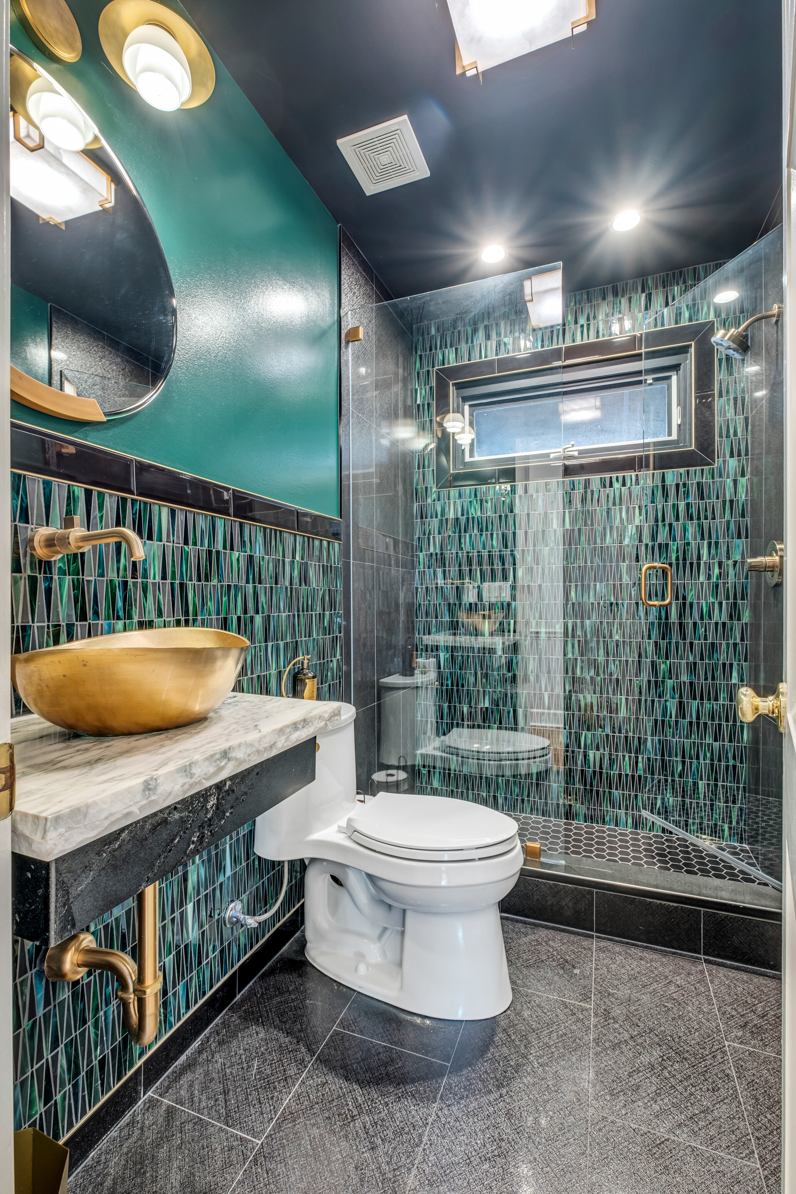 1150 Crater Hill Drive 