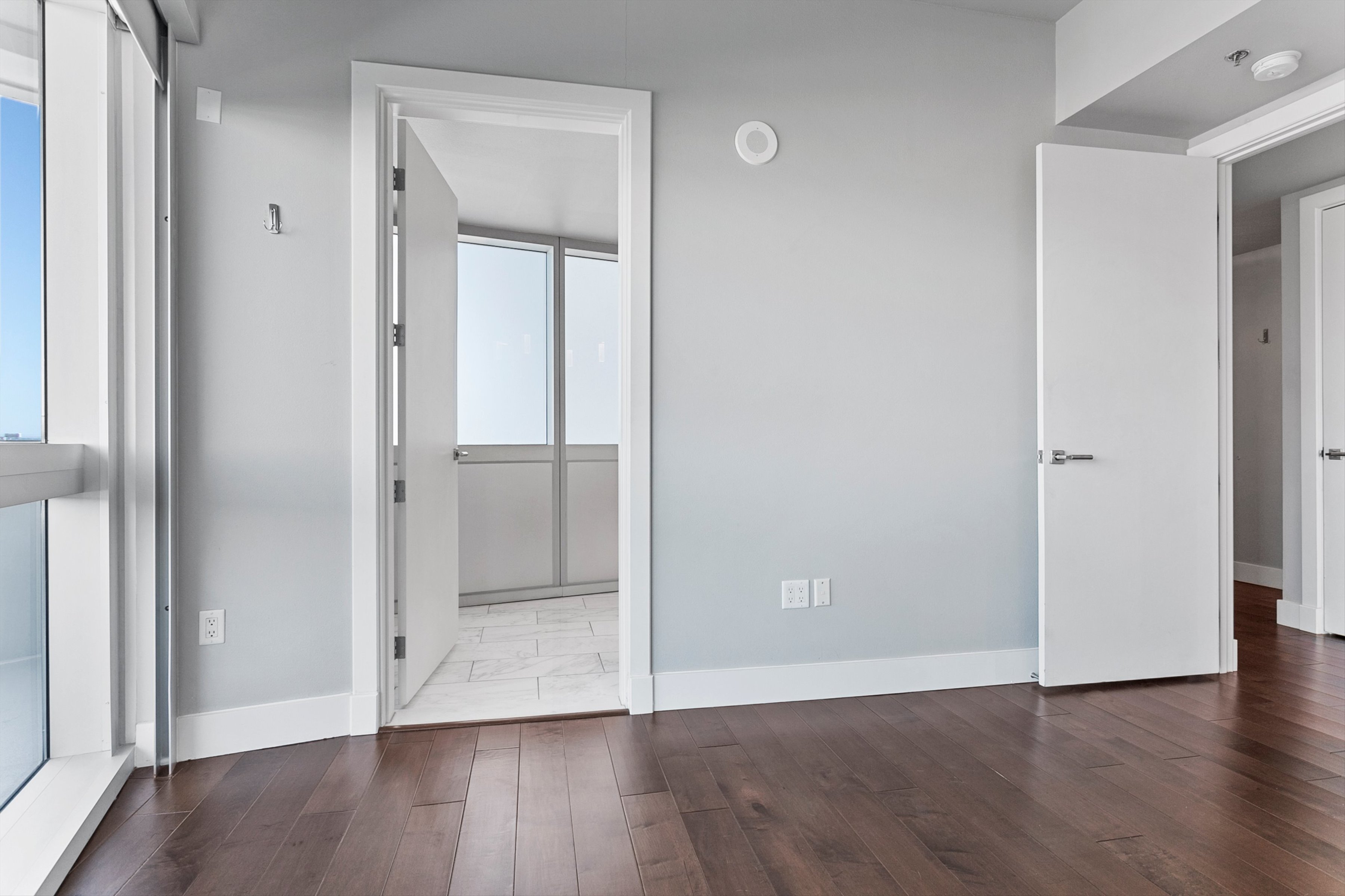 4471 Dean Martin Drive, Unit 801 