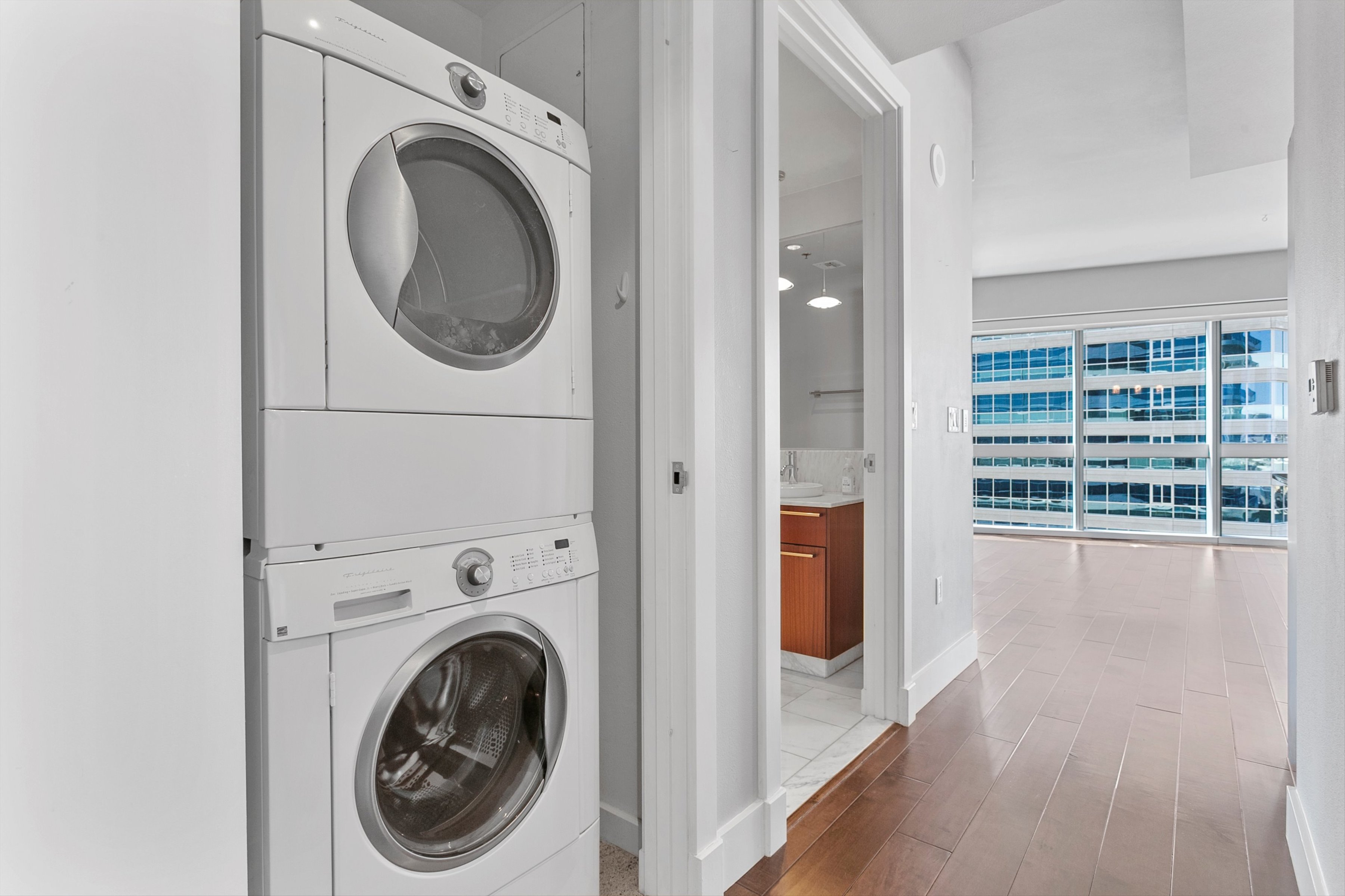 4471 Dean Martin Drive, Unit 801 