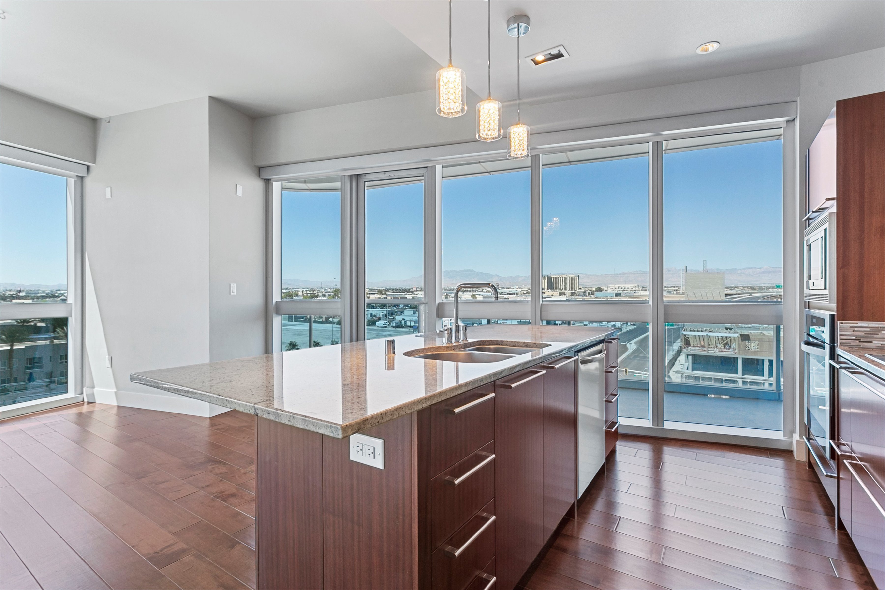 4471 Dean Martin Drive, Unit 801 