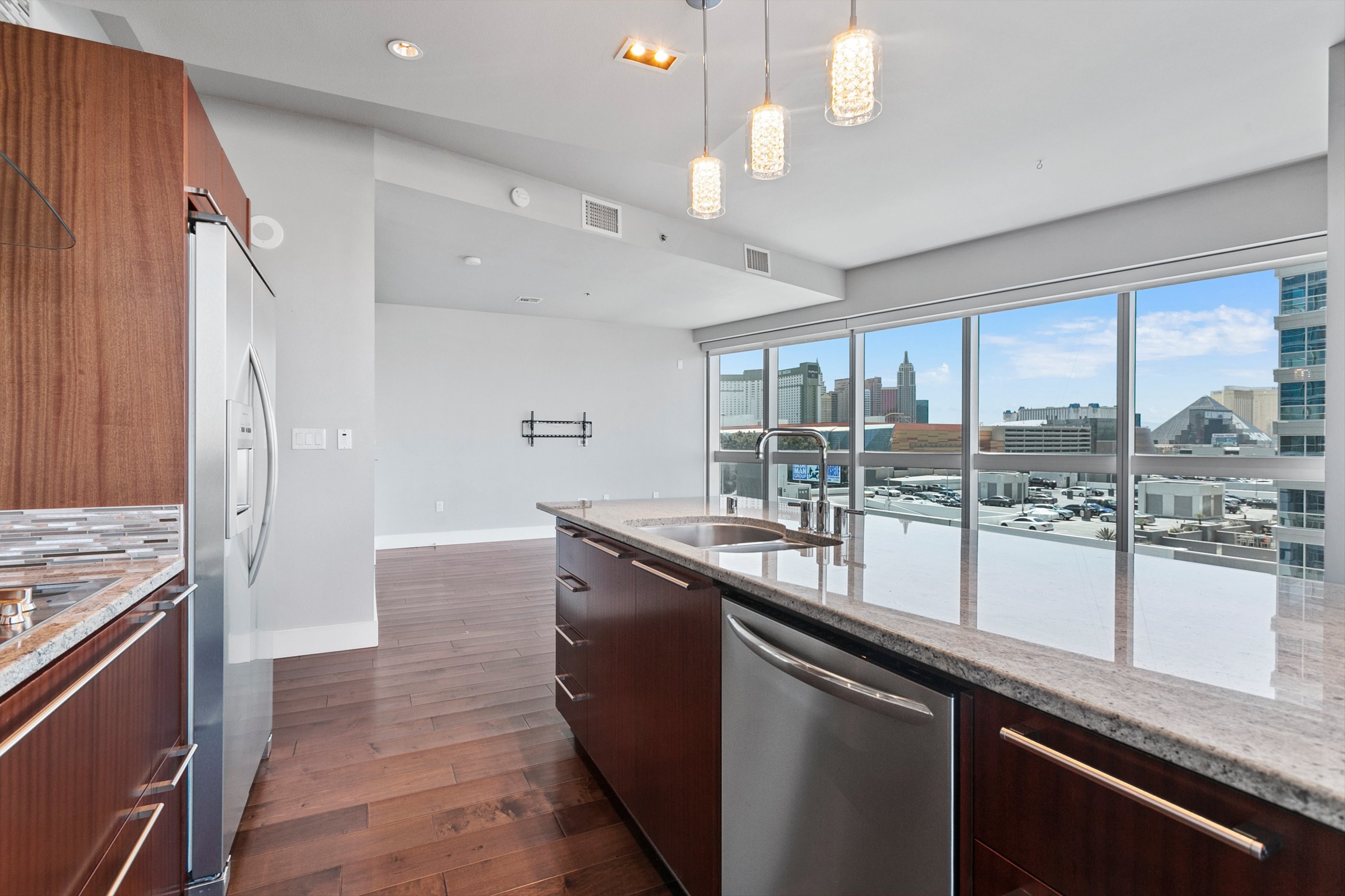 4471 Dean Martin Drive, Unit 801 
