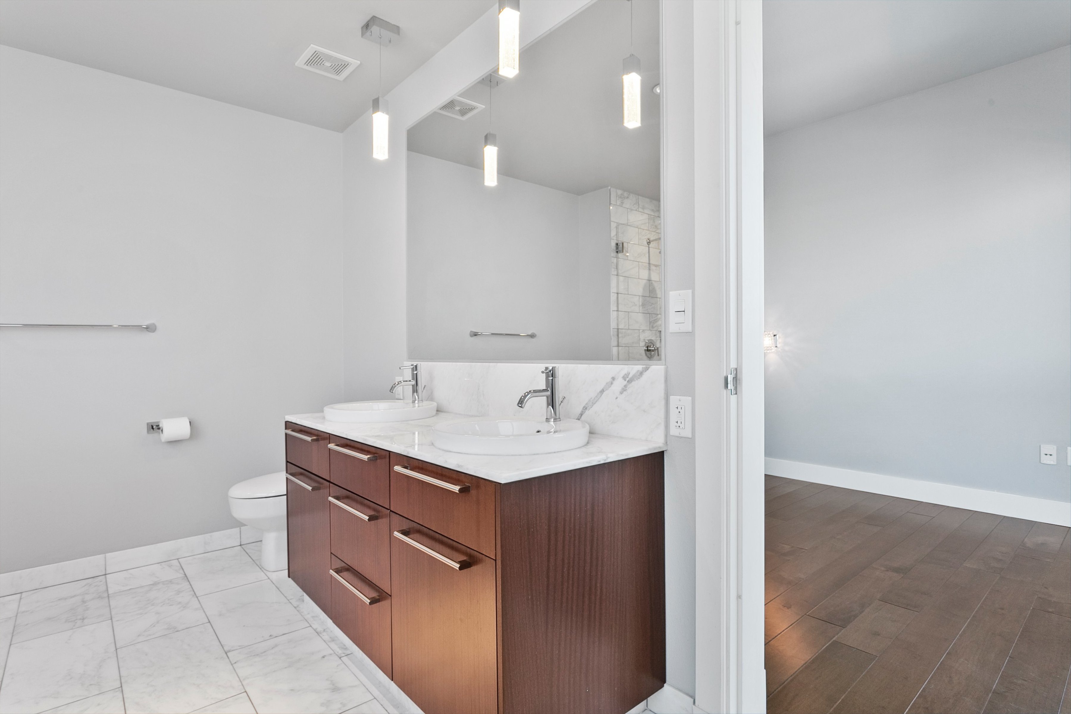 4471 Dean Martin Drive, Unit 801 