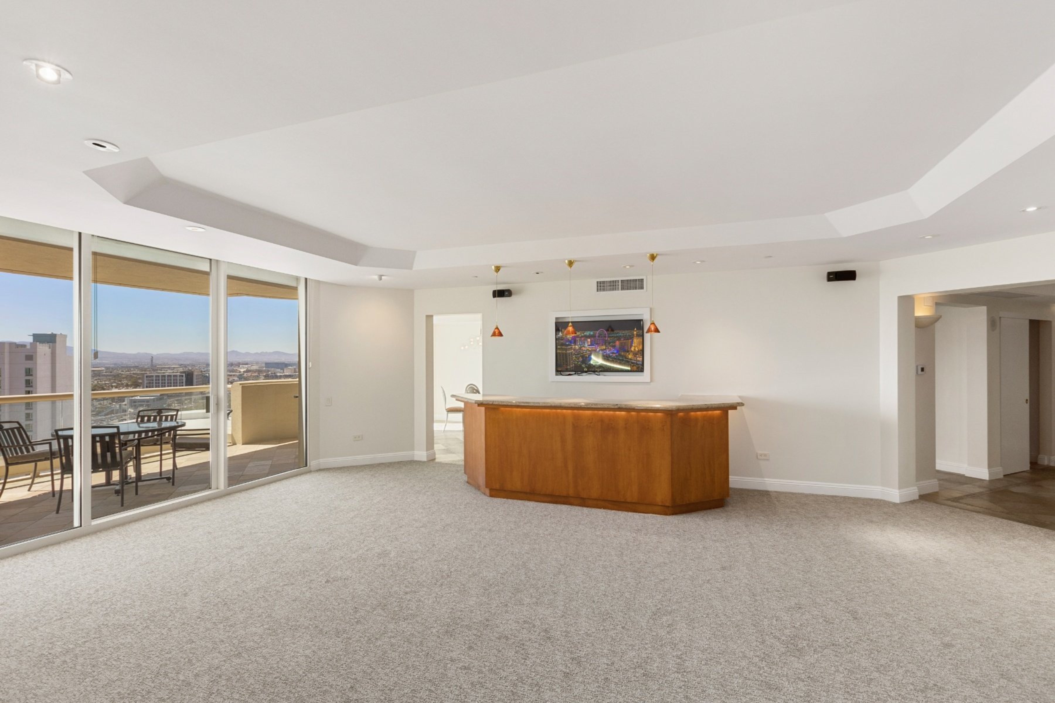 2877 Paradise Road, #2203 