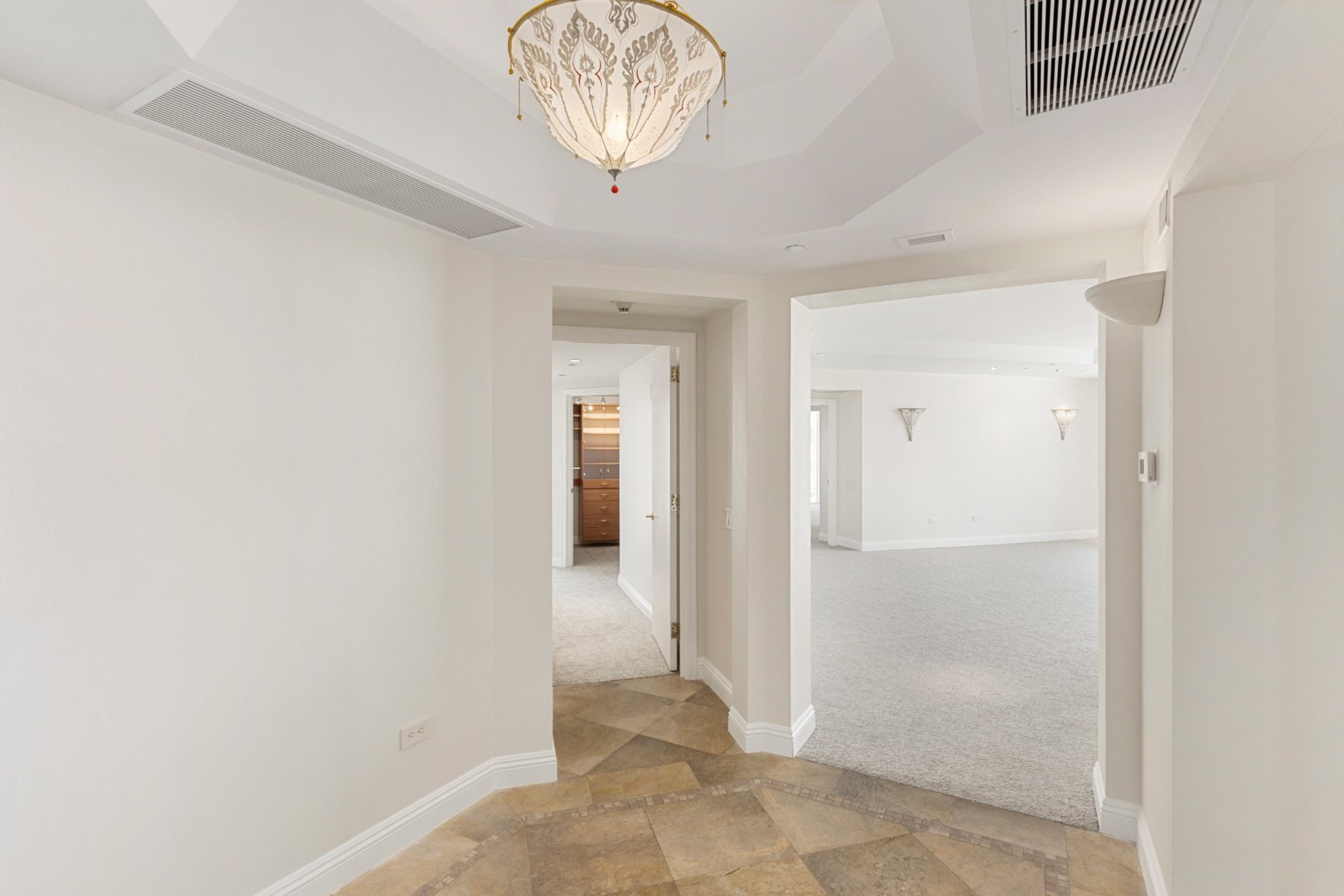 2877 Paradise Road, #2203 