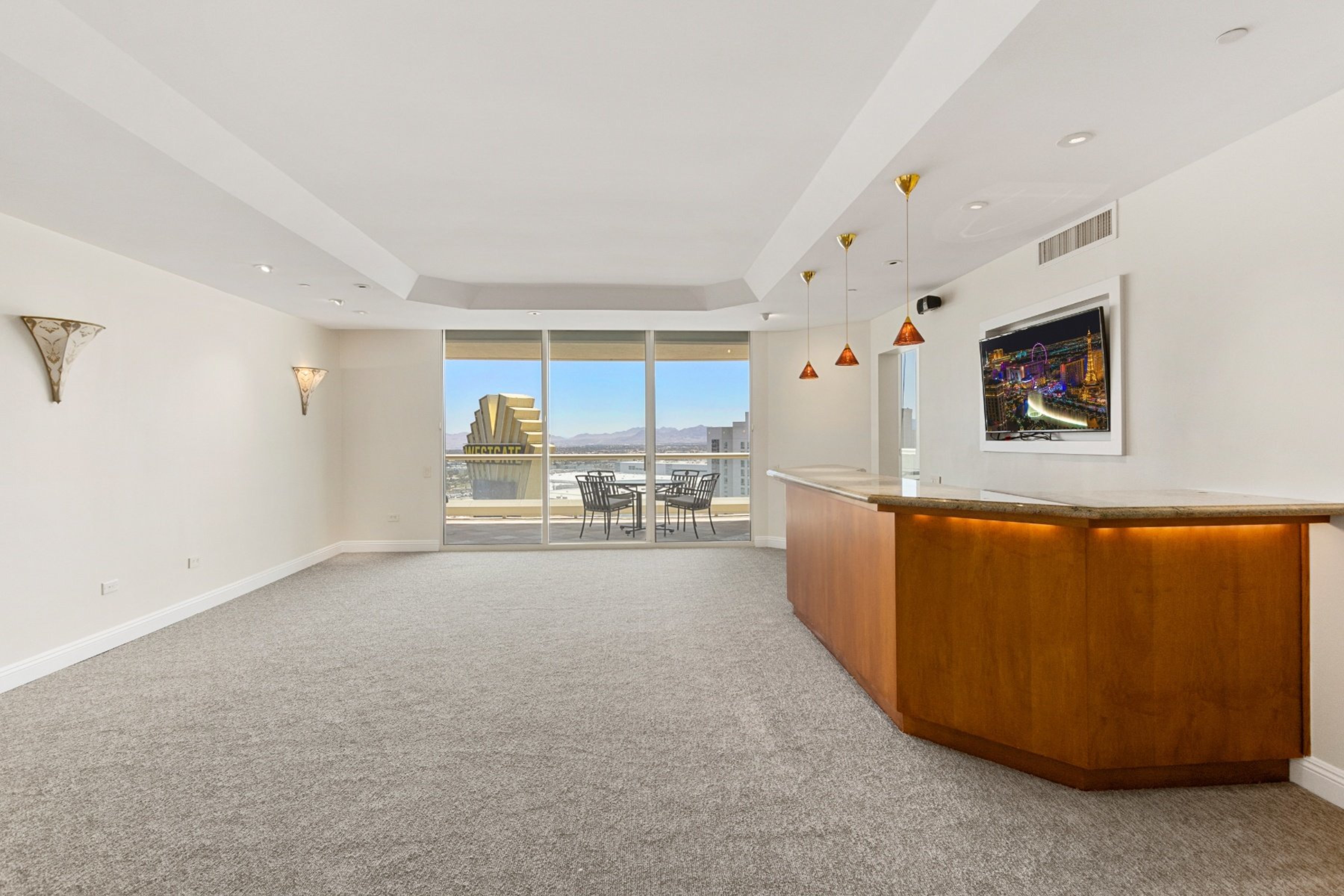 2877 Paradise Road, #2203 