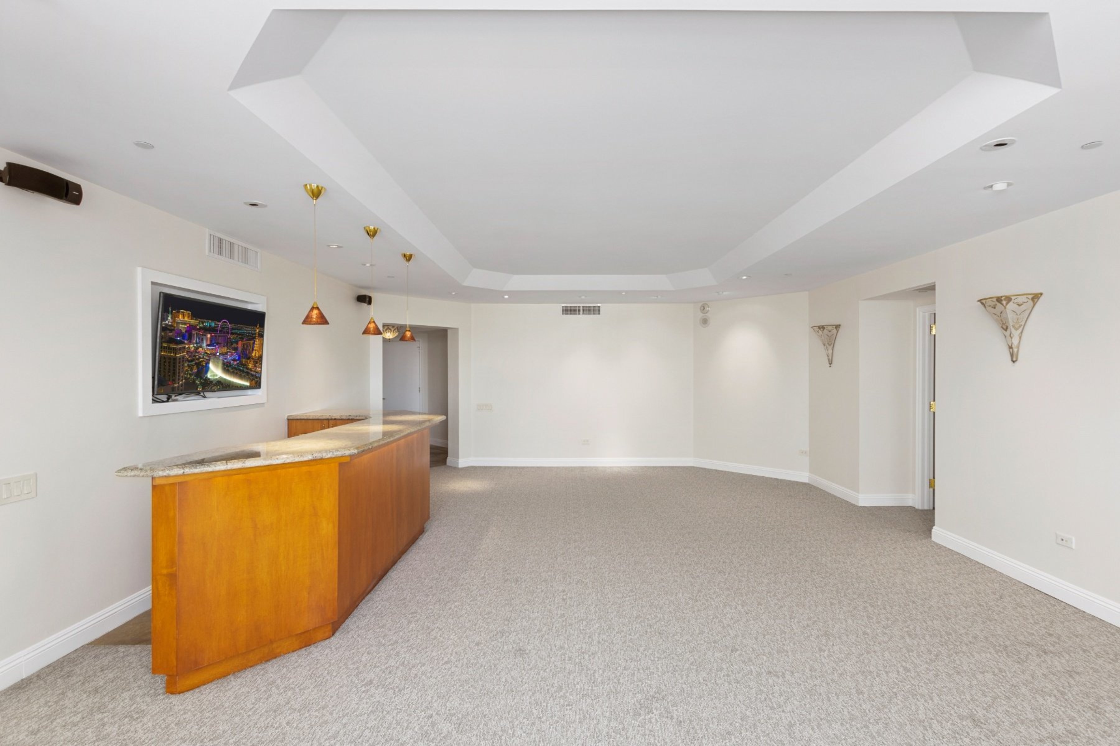 2877 Paradise Road, #2203 