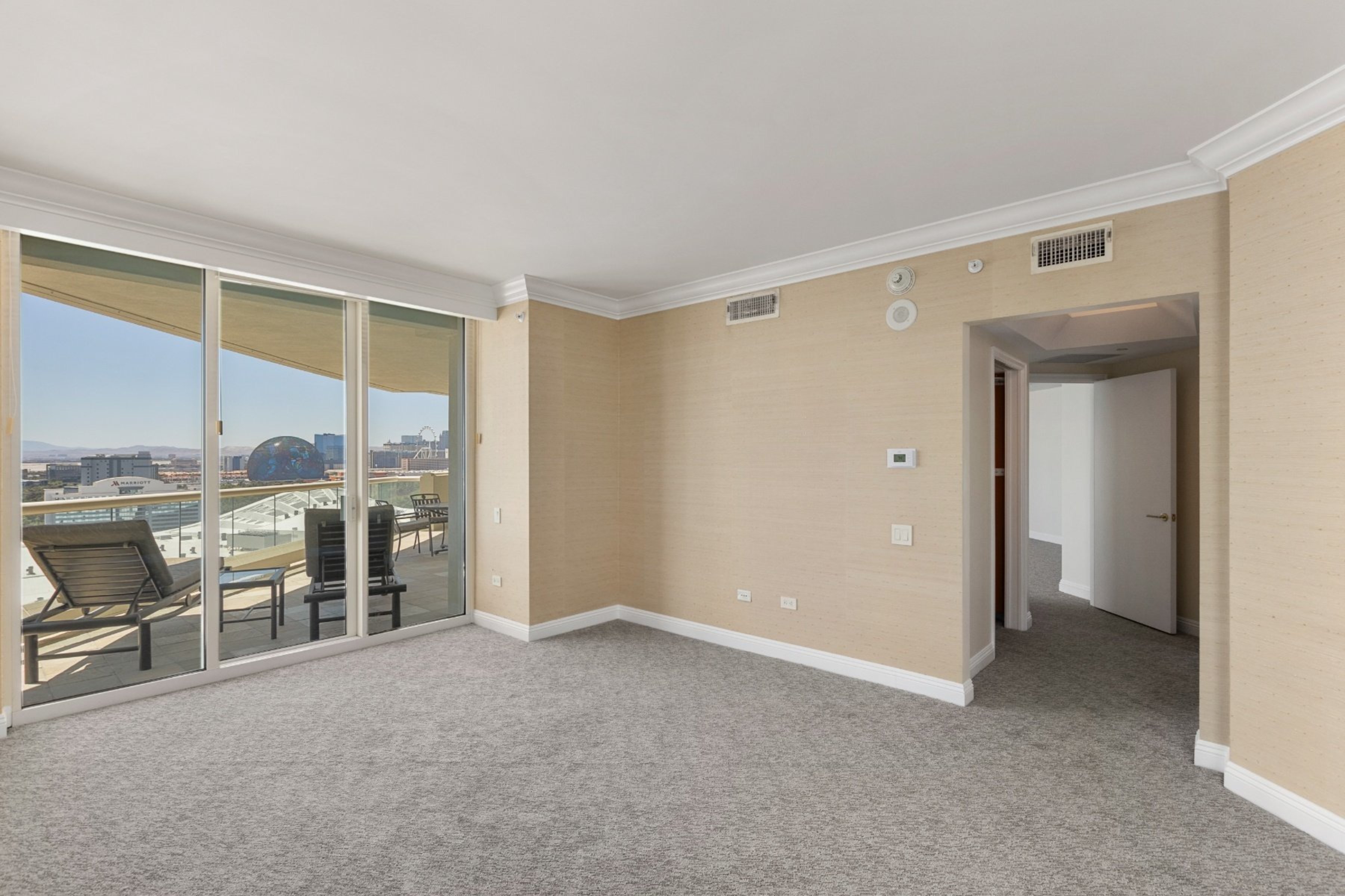 2877 Paradise Road, #2203 