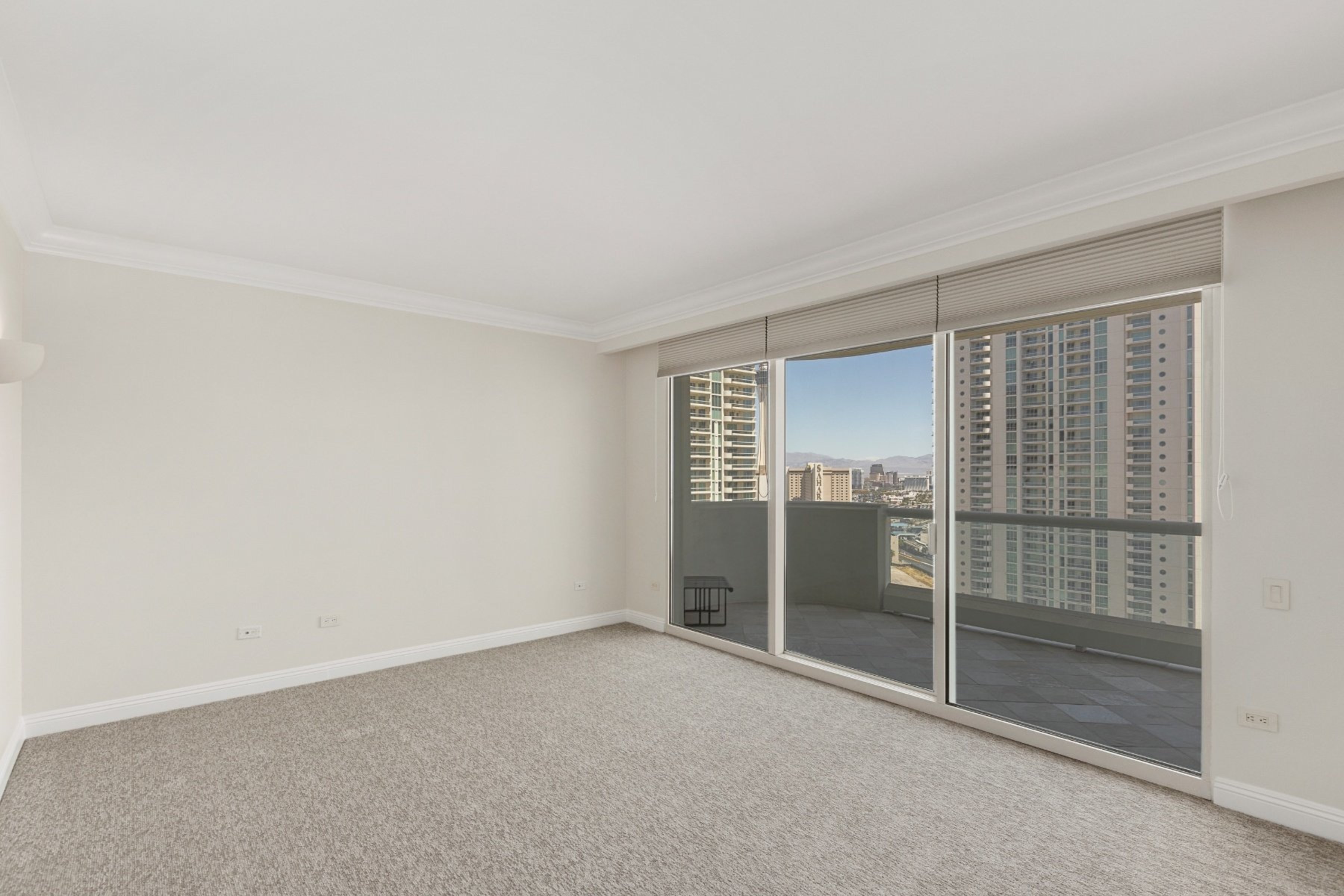 2877 Paradise Road, #2203 