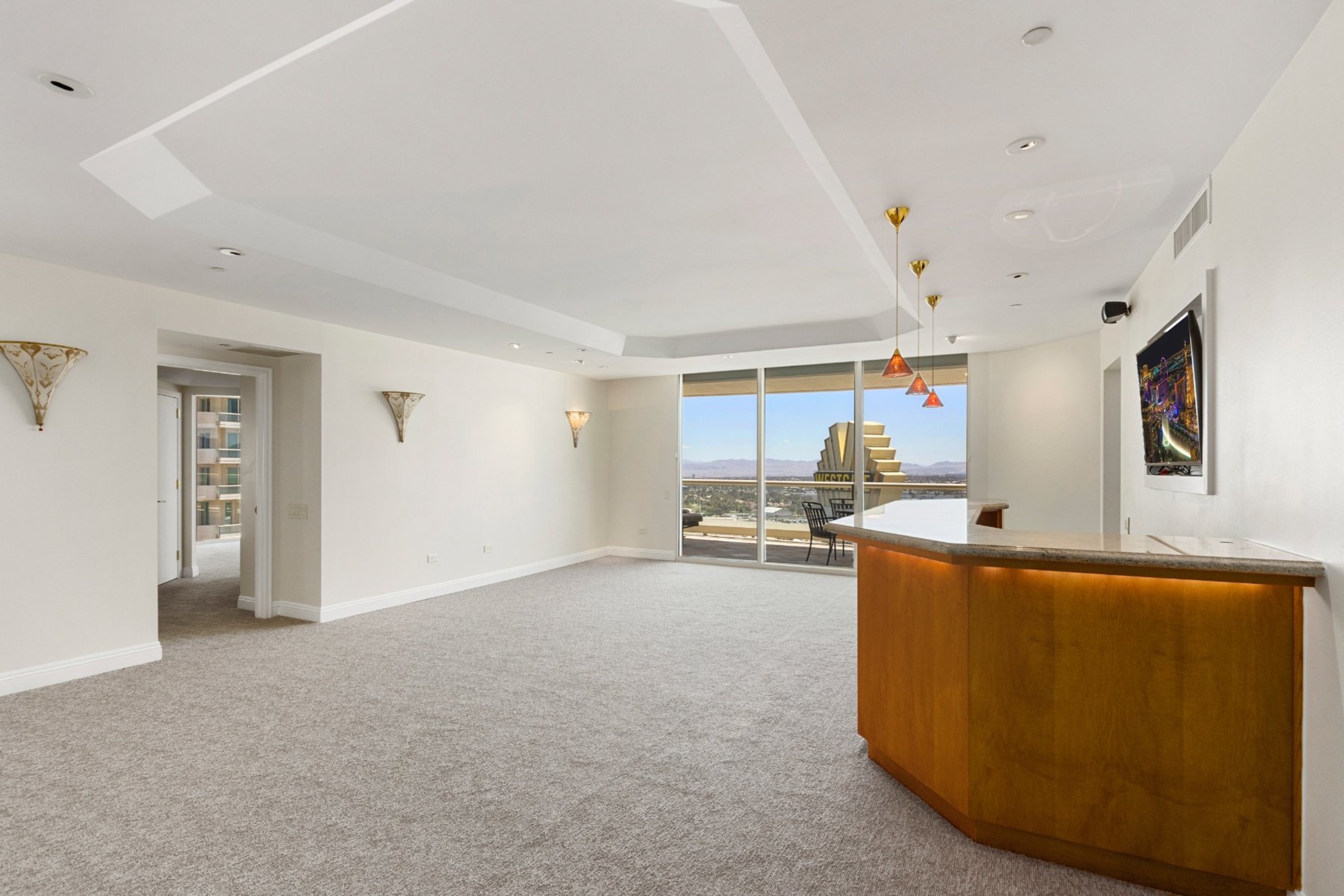 2877 Paradise Road, #2203 