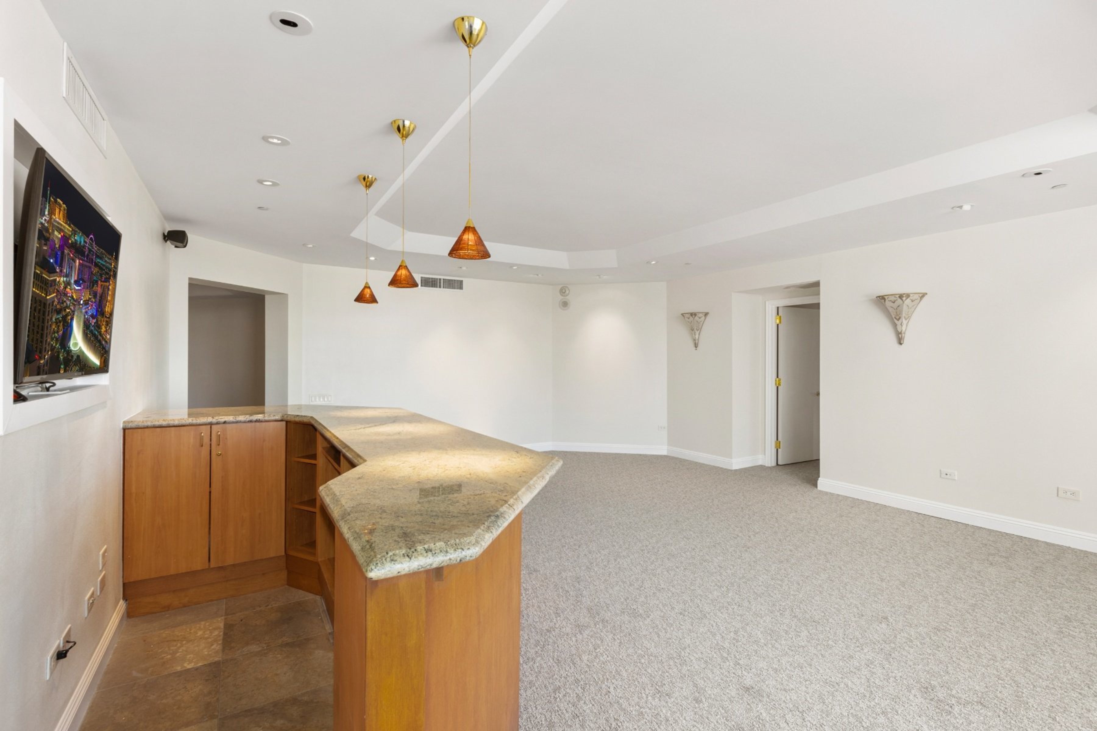 2877 Paradise Road, #2203 