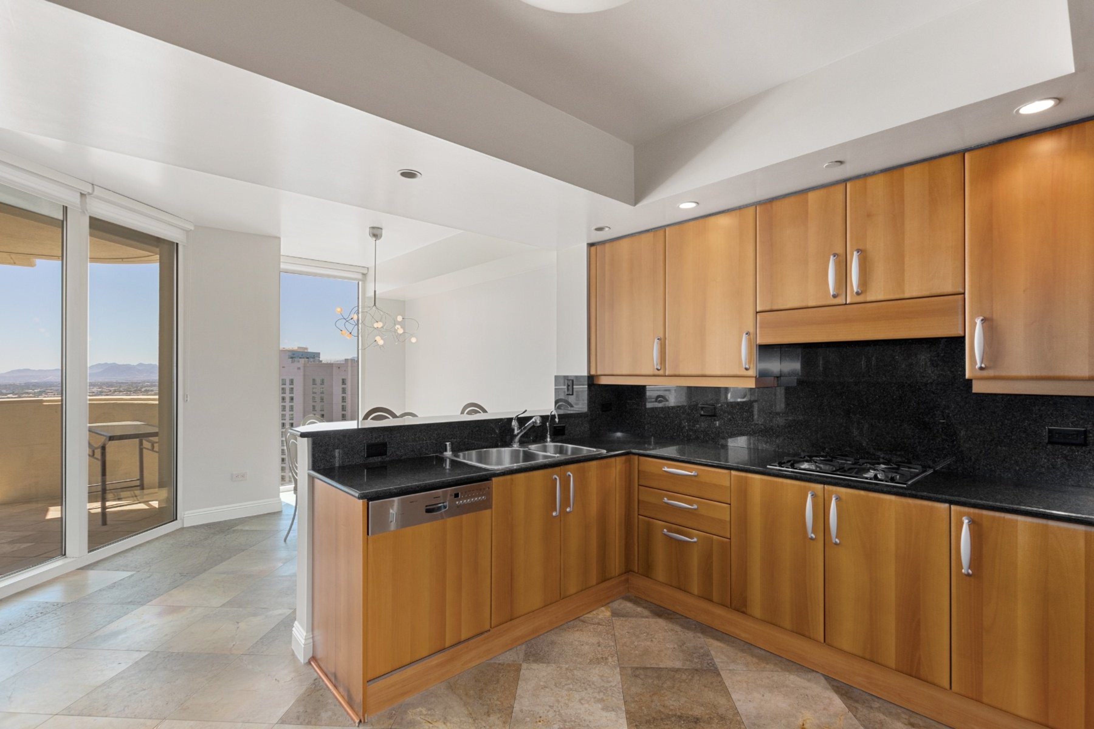 2877 Paradise Road, #2203 