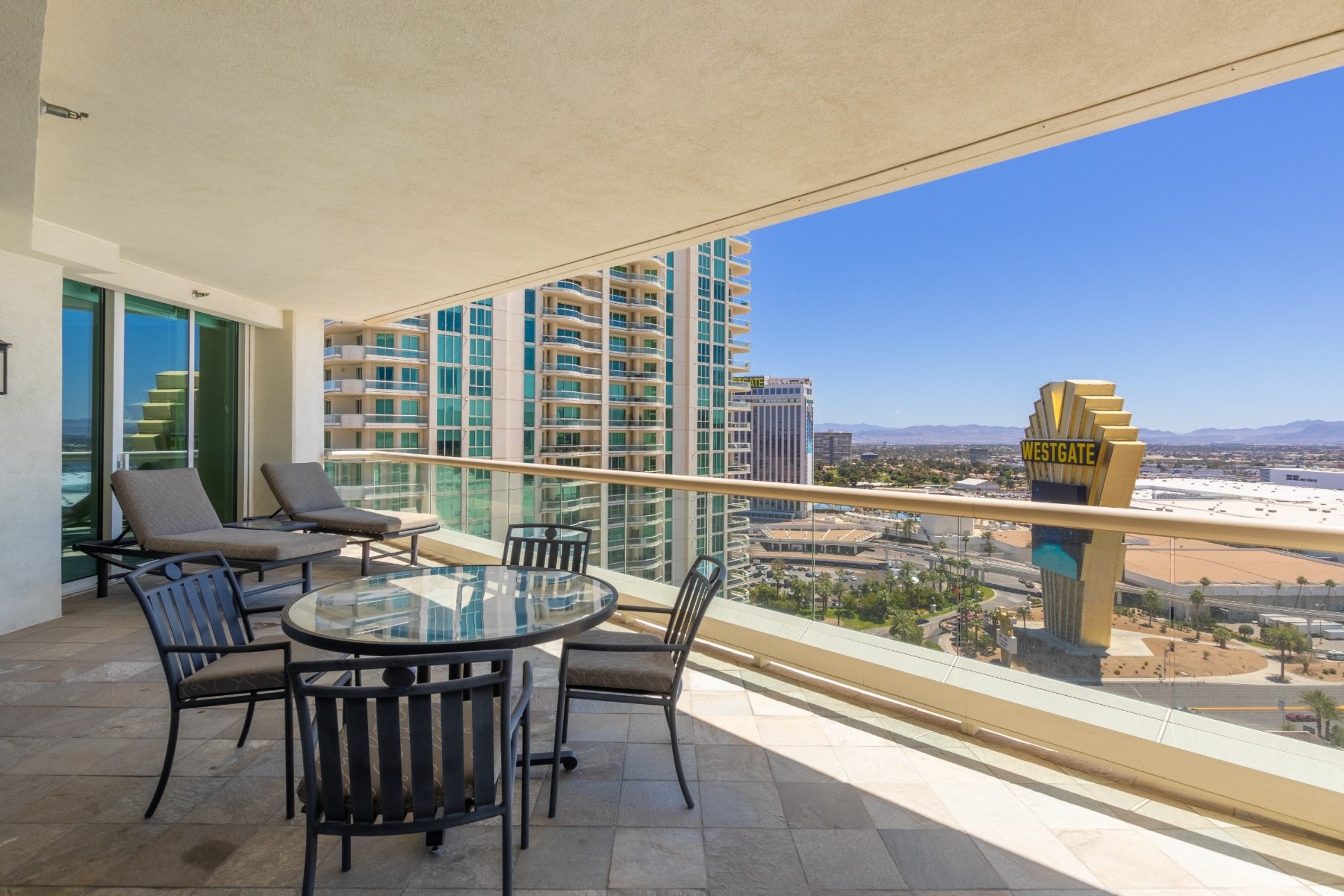 2877 Paradise Road, #2203 