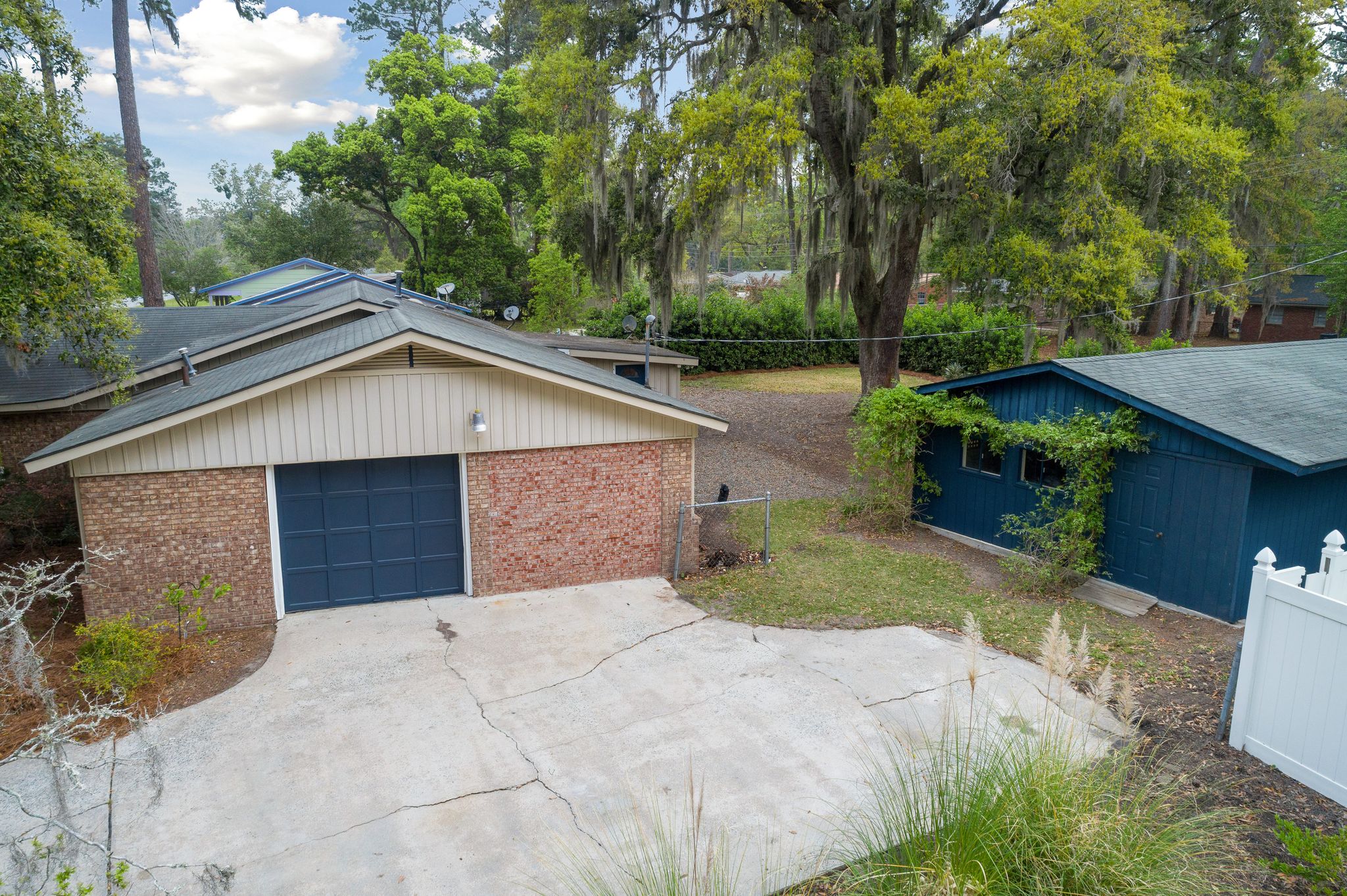 12715 Golf Club Dr
