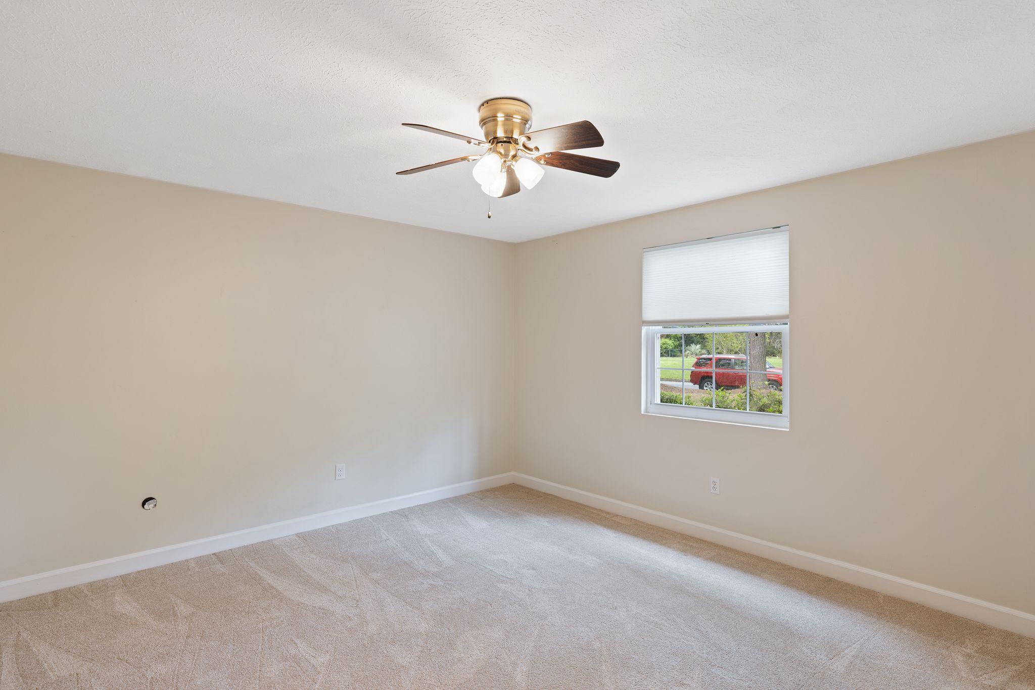 12715 Golf Club Dr