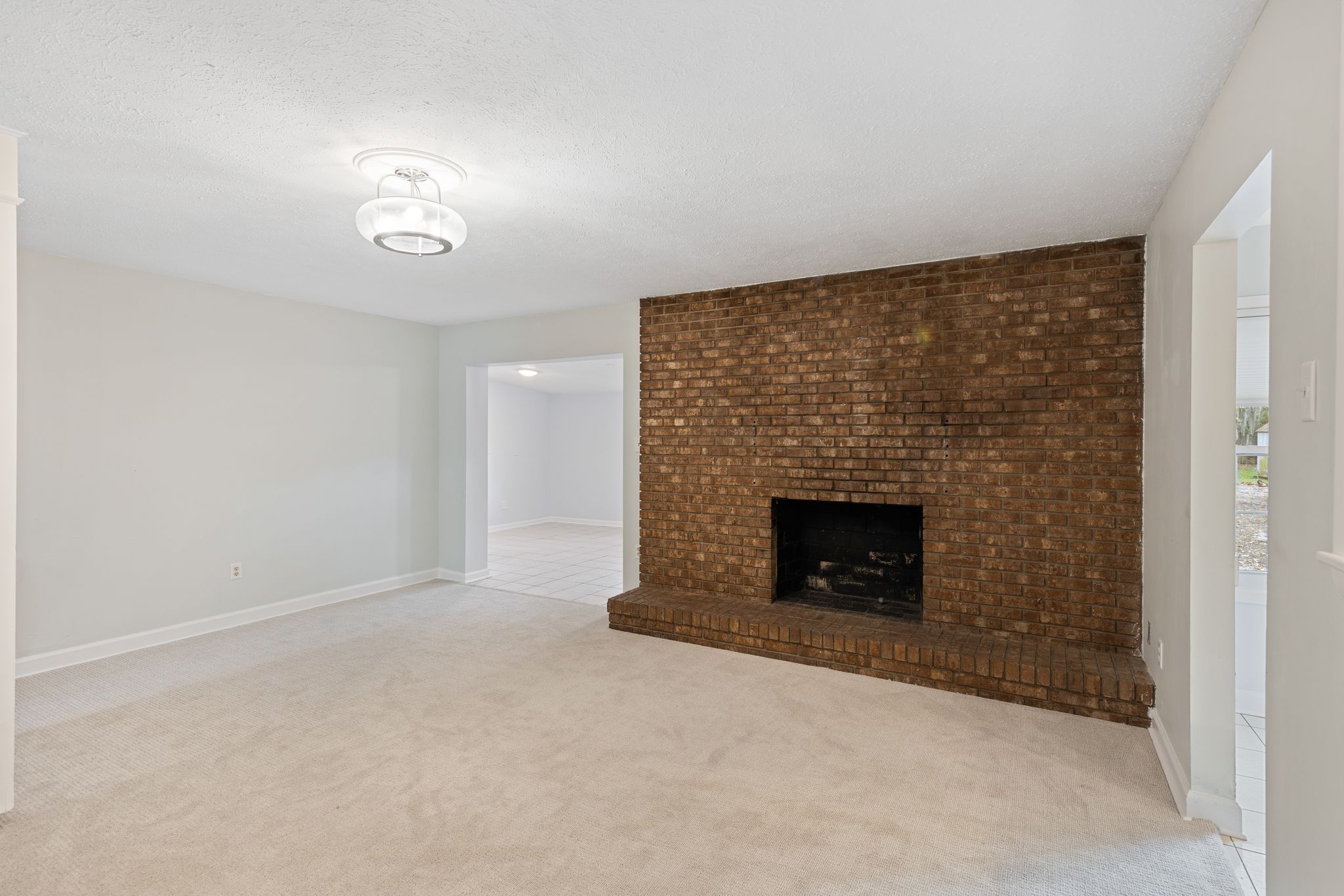 12715 Golf Club Dr