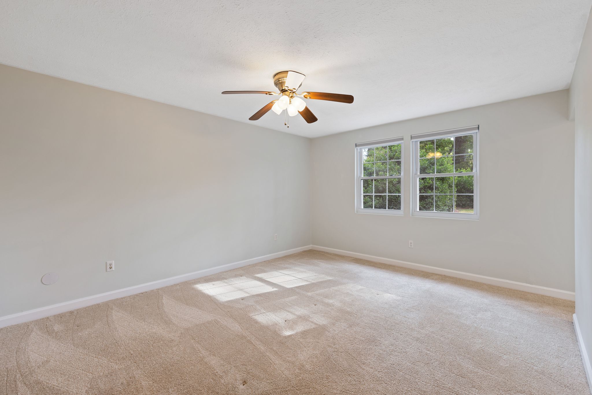 12715 Golf Club Dr