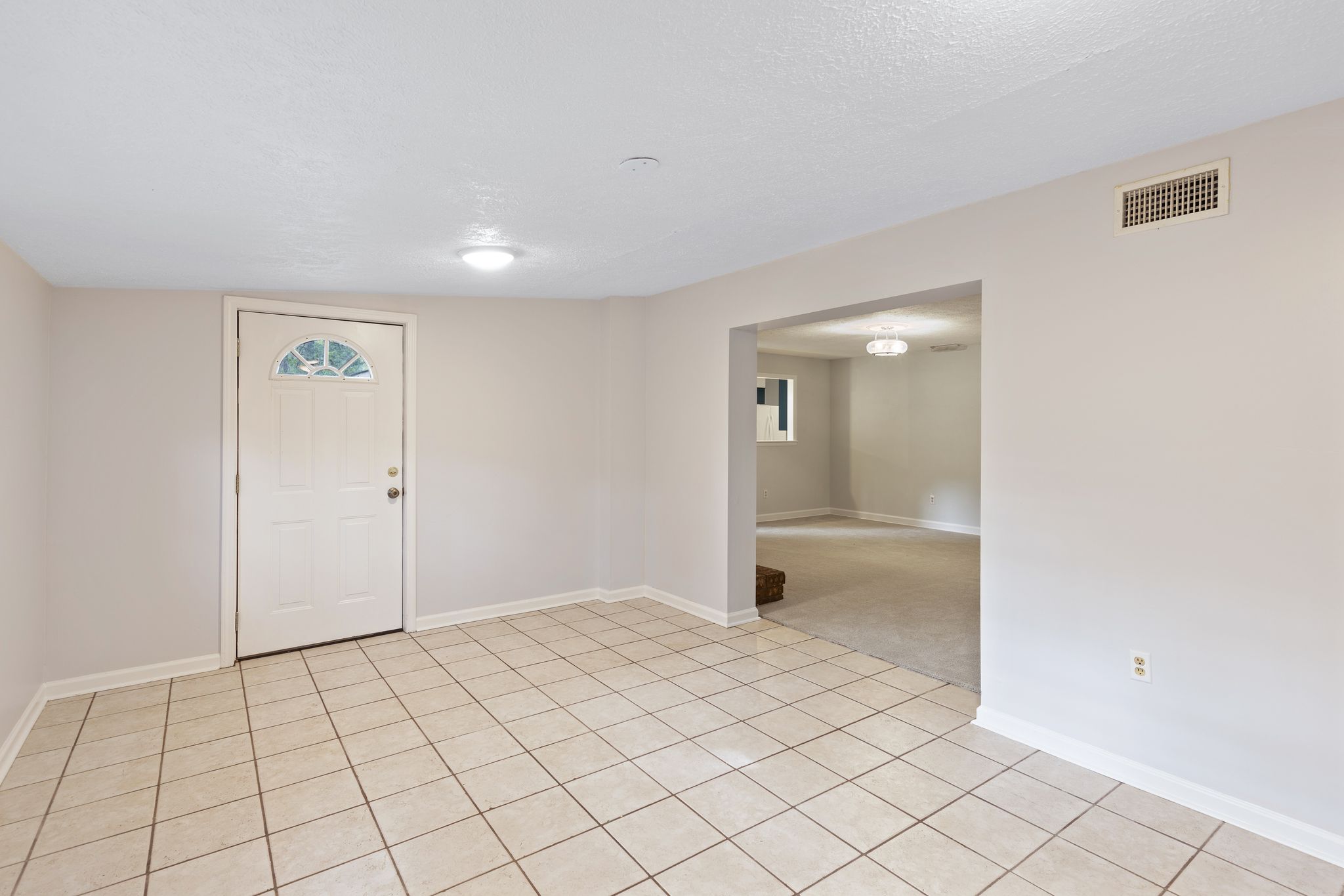 12715 Golf Club Dr