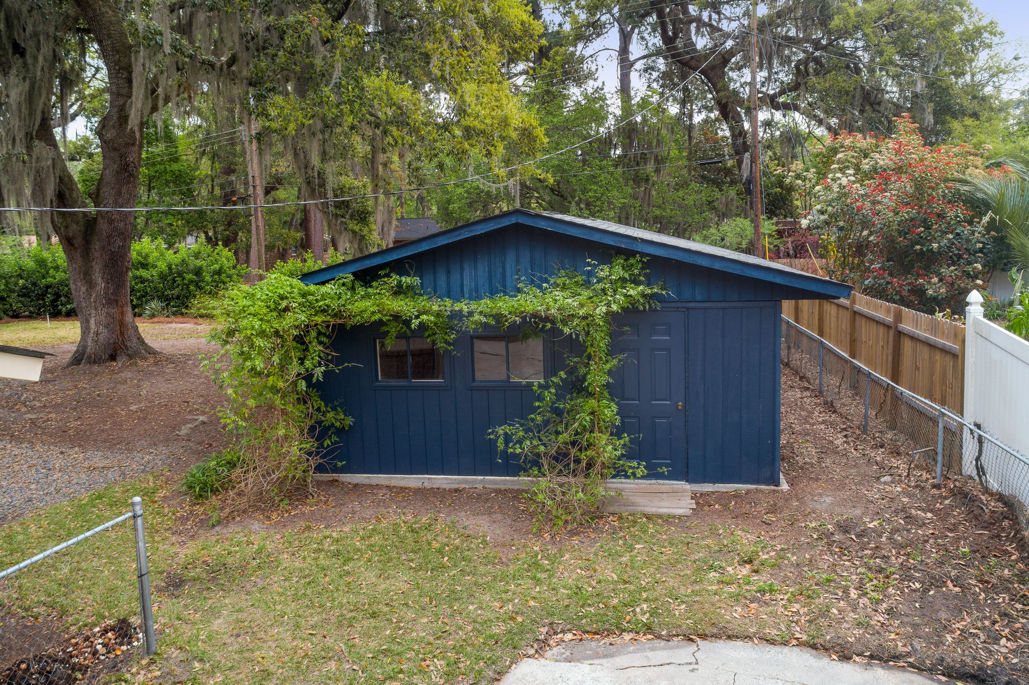 12715 Golf Club Dr