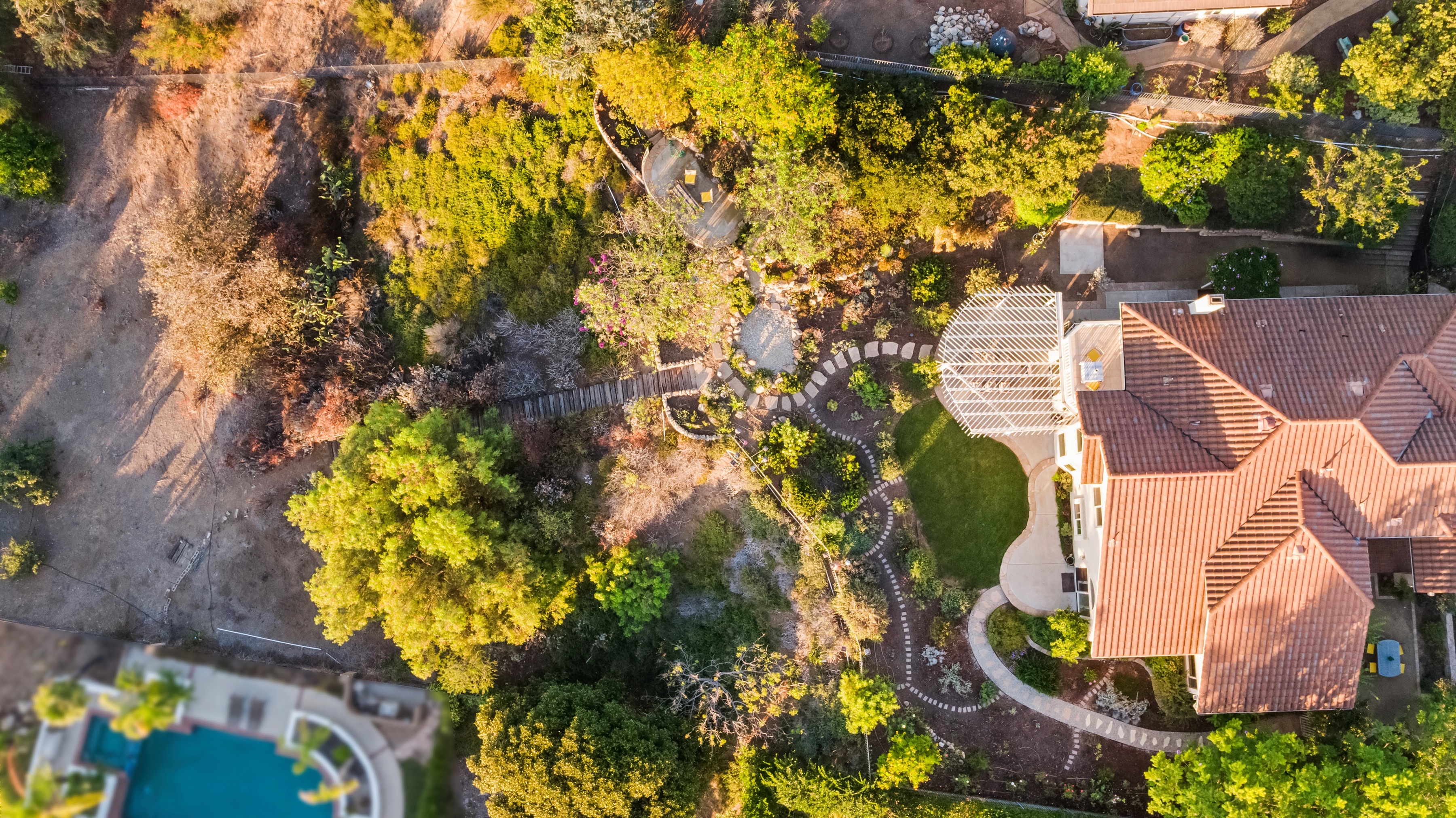 1098 Antelope Place 
