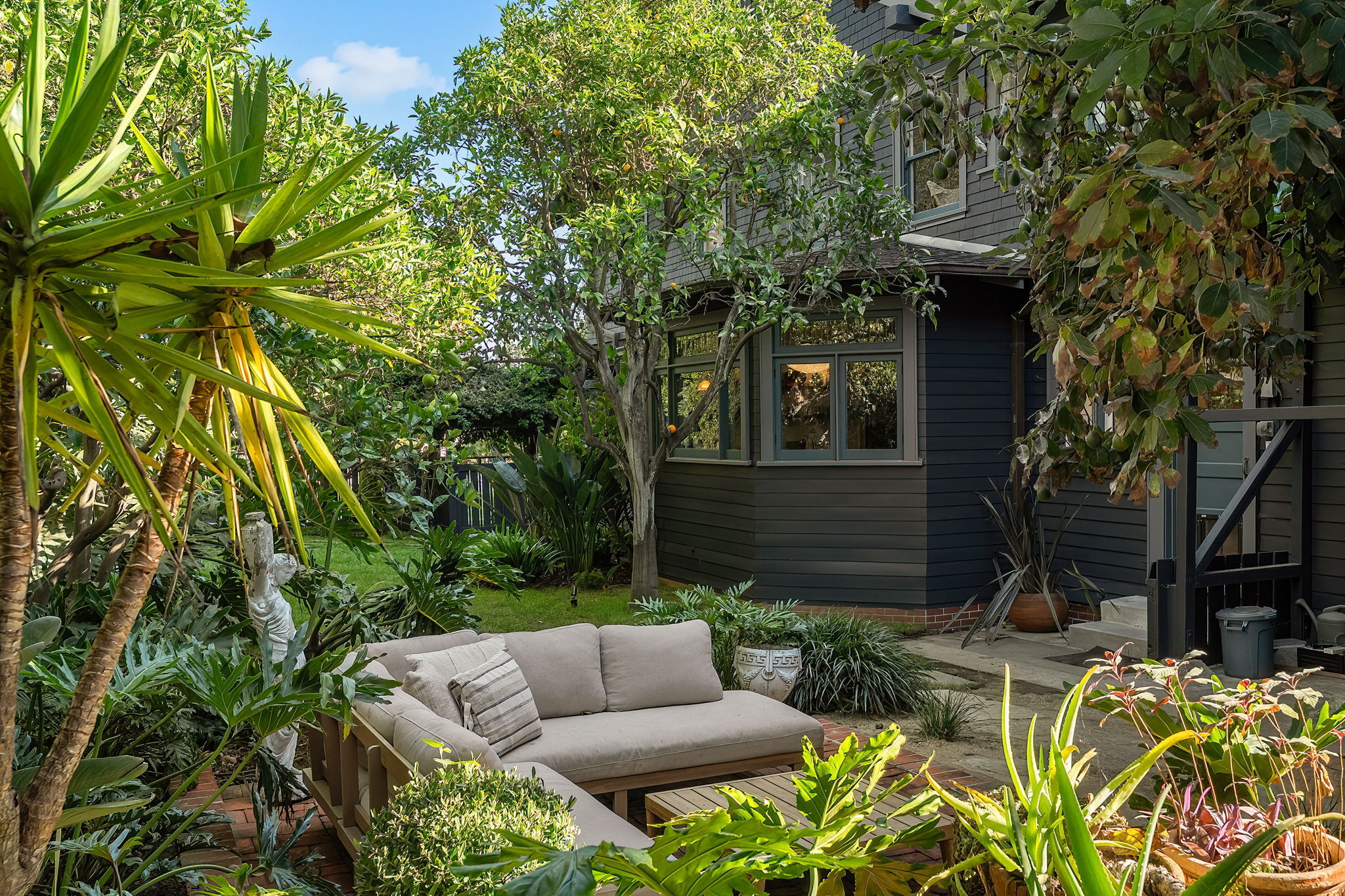 405 Palisades Avenue 