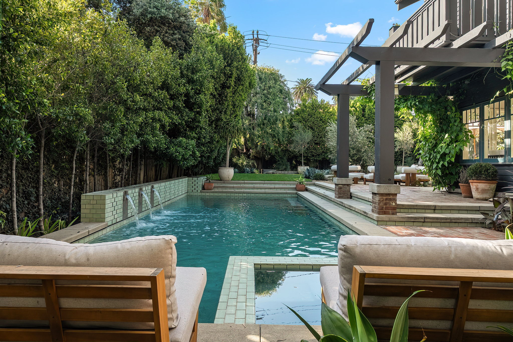 405 Palisades Avenue 