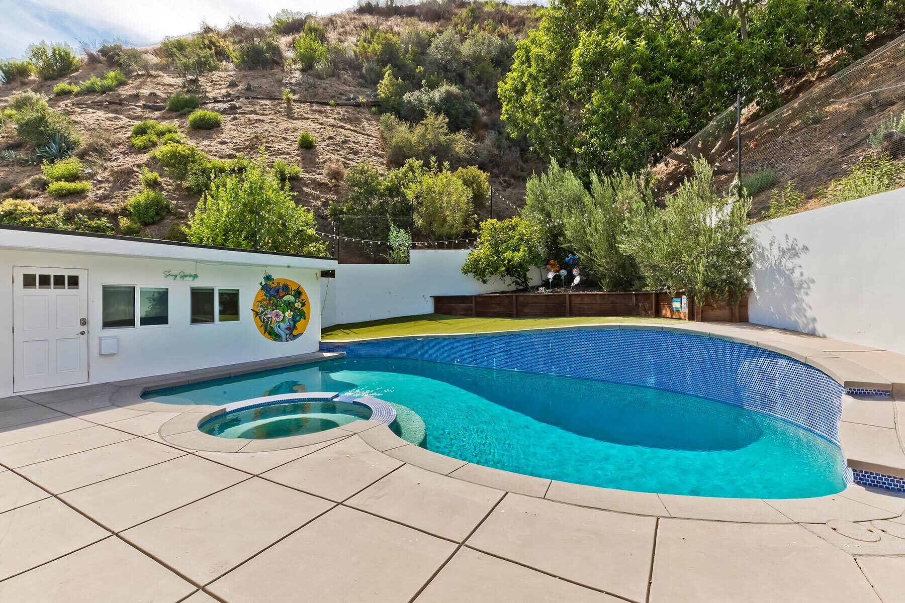 3493 Mandeville Canyon Road 