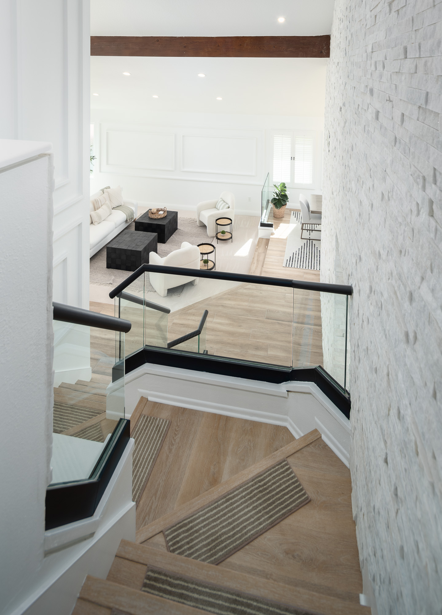 1177 Countrywood Lane 