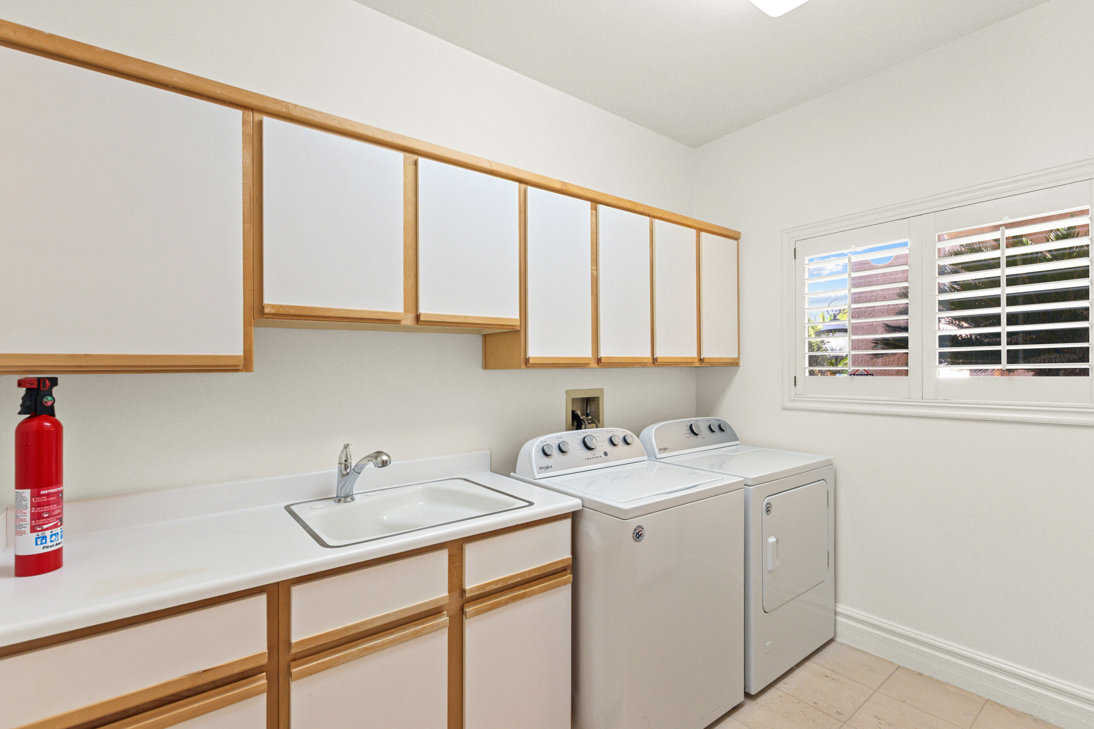 3024 Highland Falls Drive