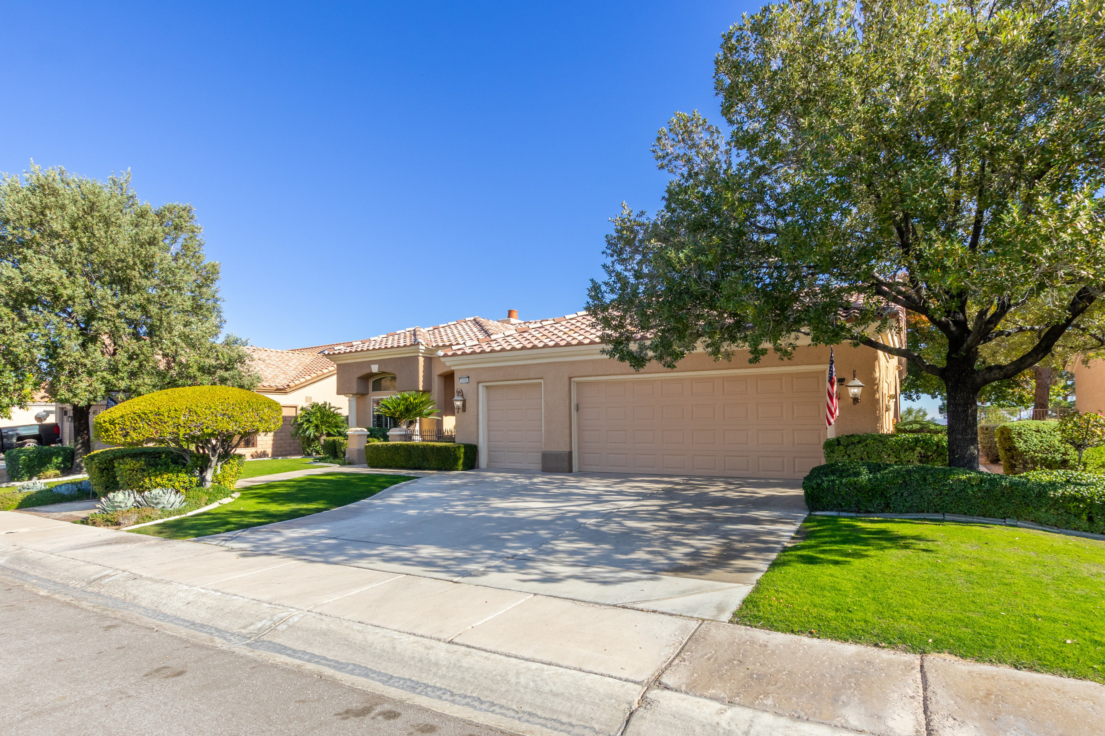 3024 Highland Falls Drive