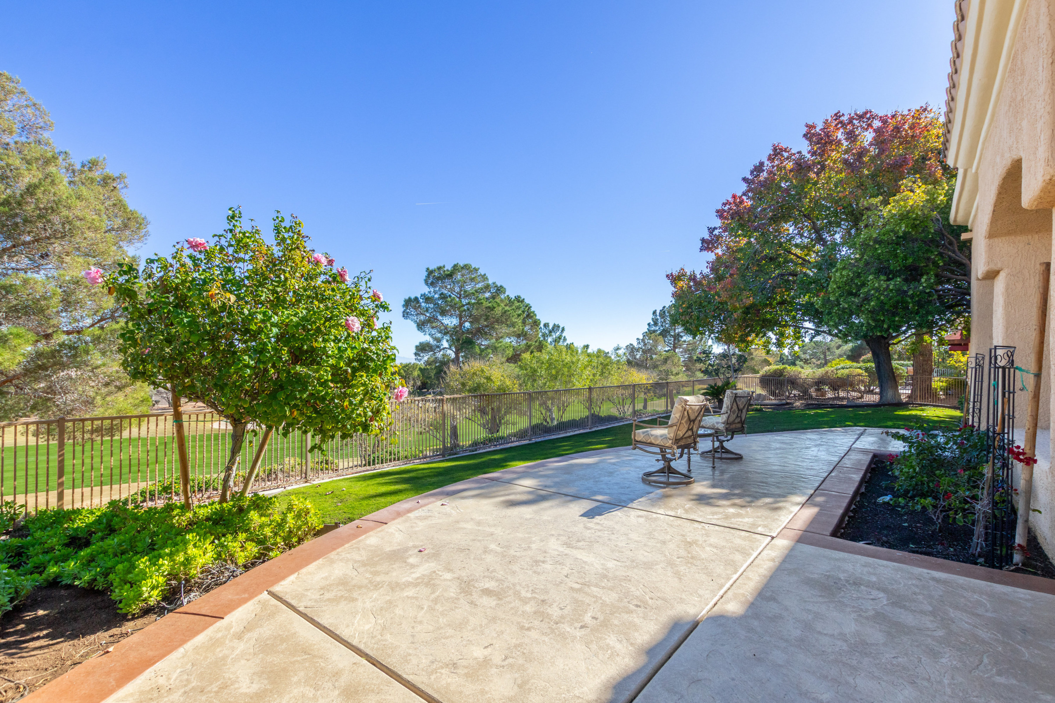 3024 Highland Falls Drive