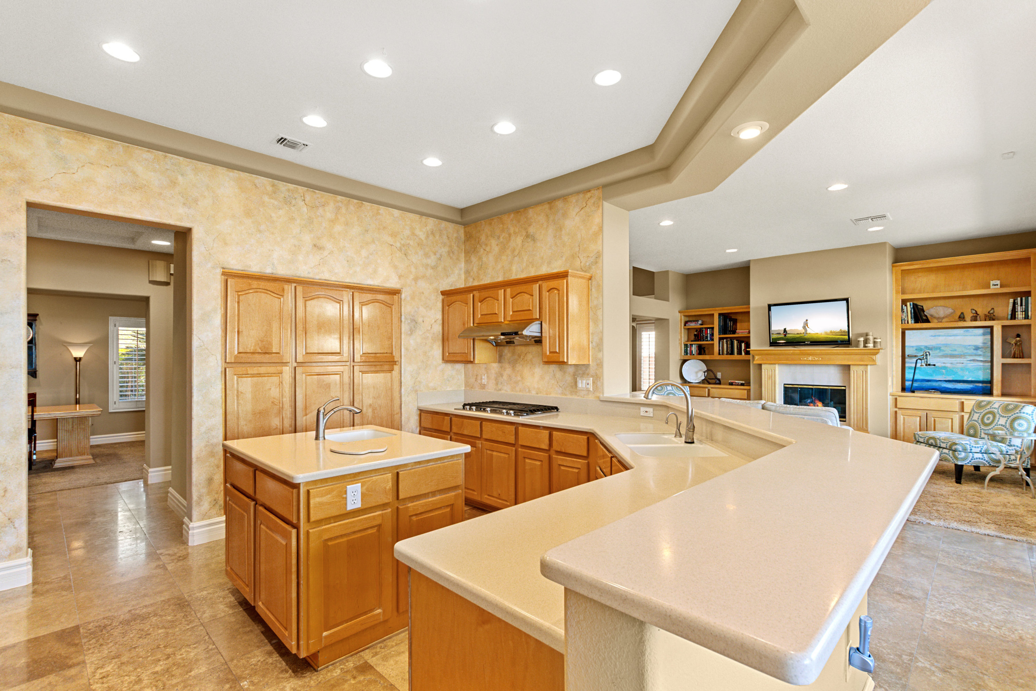 3024 Highland Falls Drive