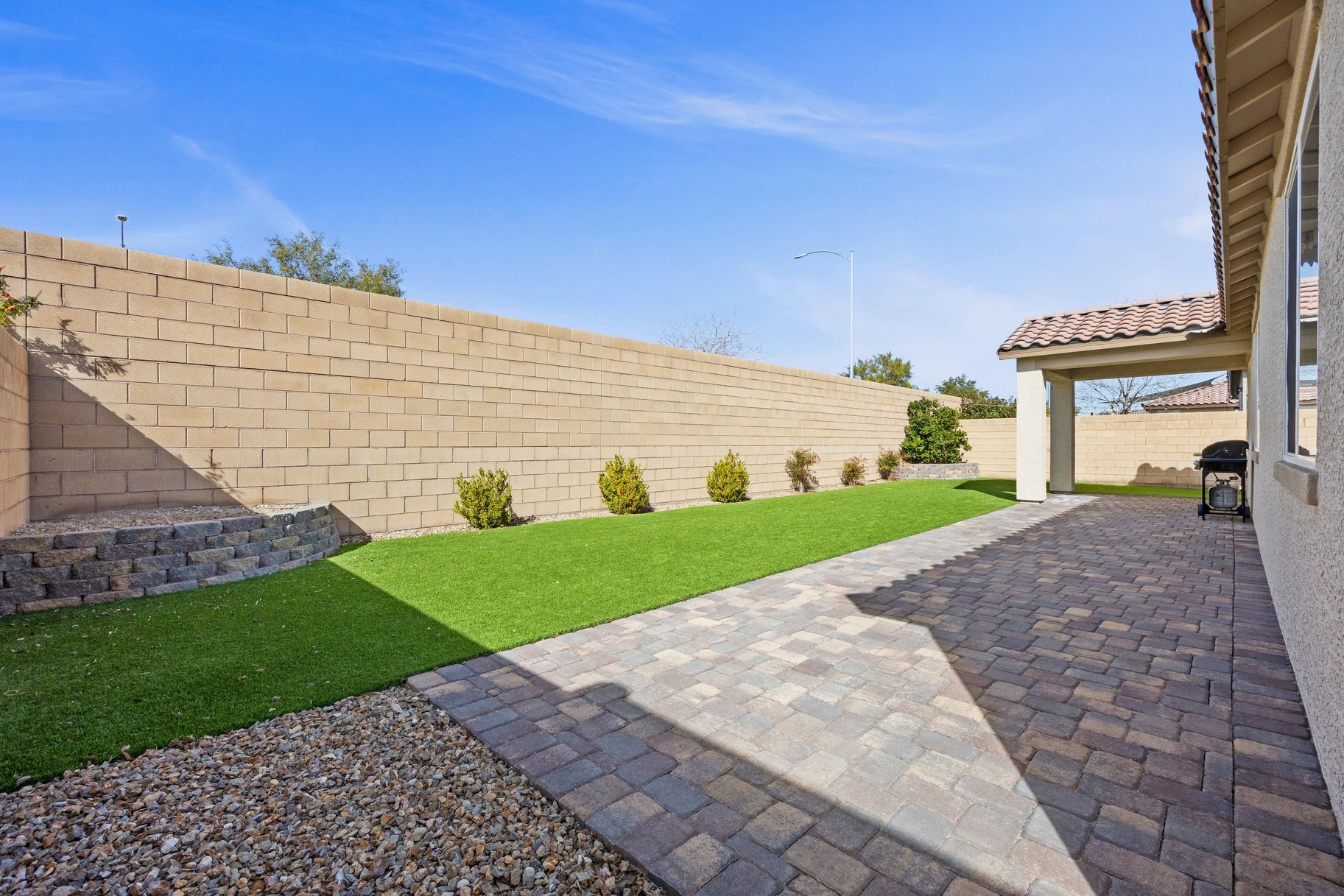 6721 Sycamore Pines Street