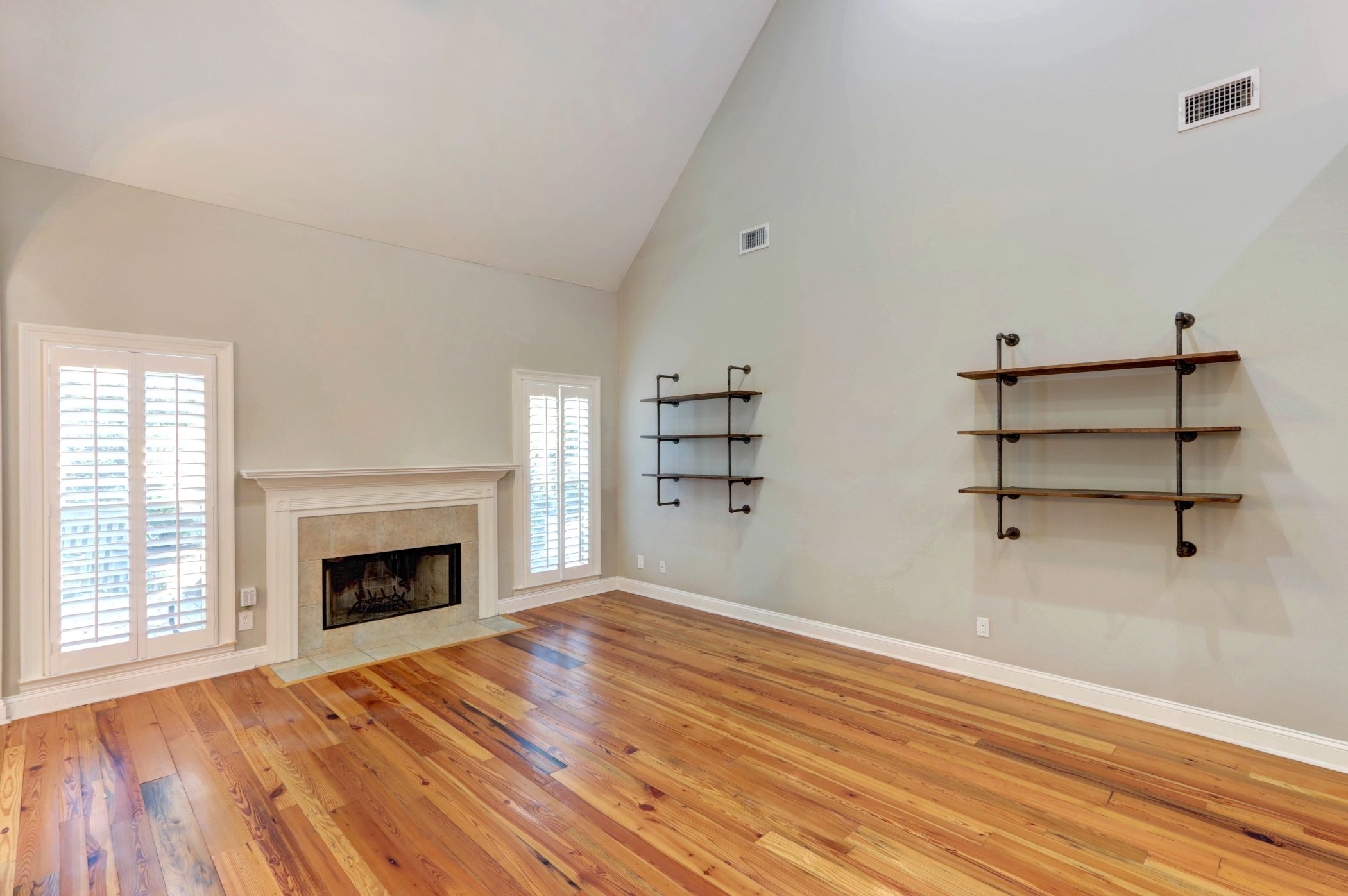 13 Hickory Grove Pt