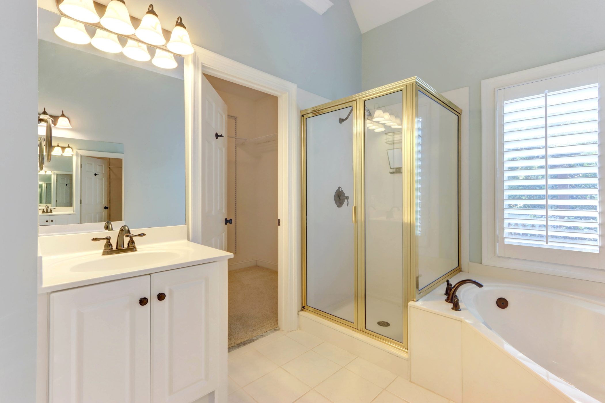 13 Hickory Grove Pt