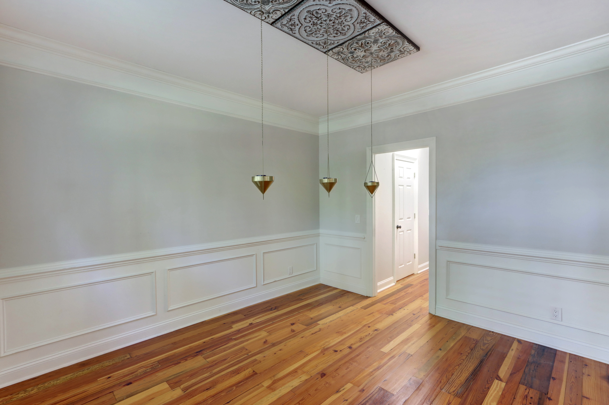 13 Hickory Grove Pt