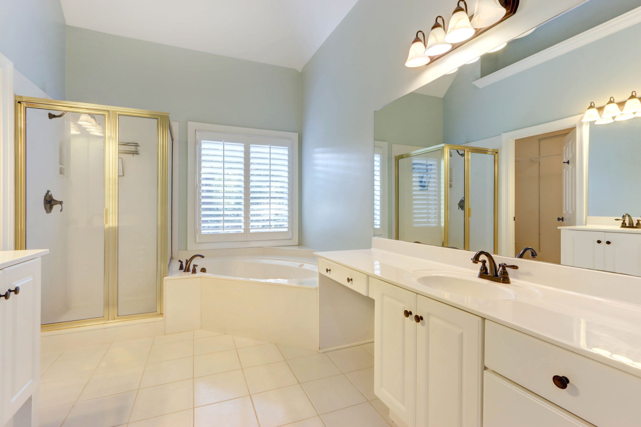 13 Hickory Grove Pt